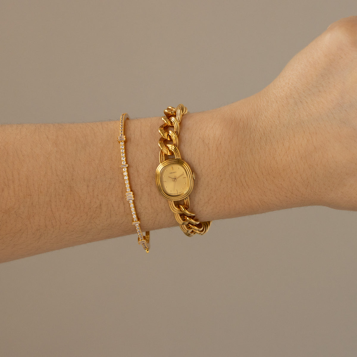 Vintage Seiko Curb Chain Gold Watch