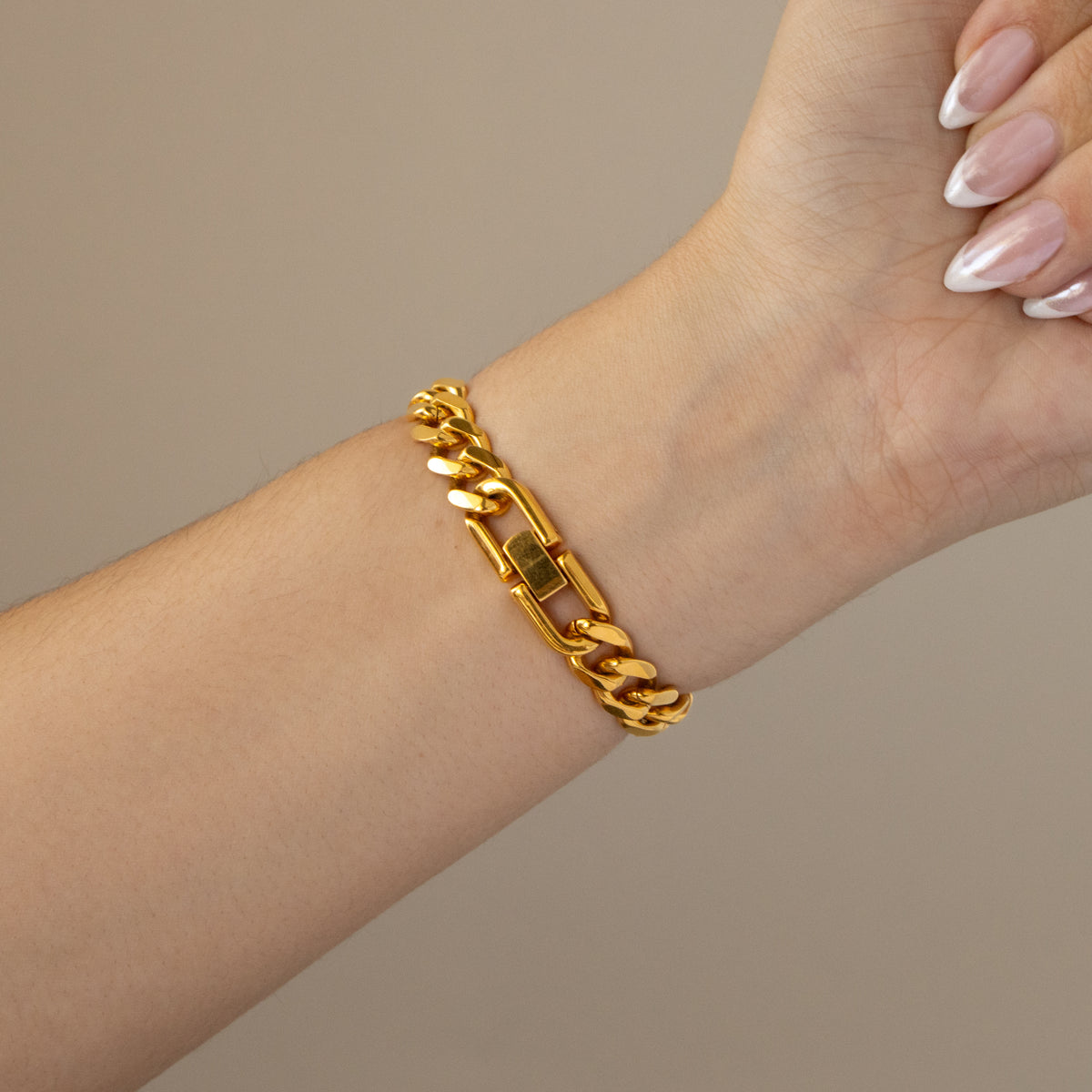 Vintage Michiko London Chain Link Gold Watch