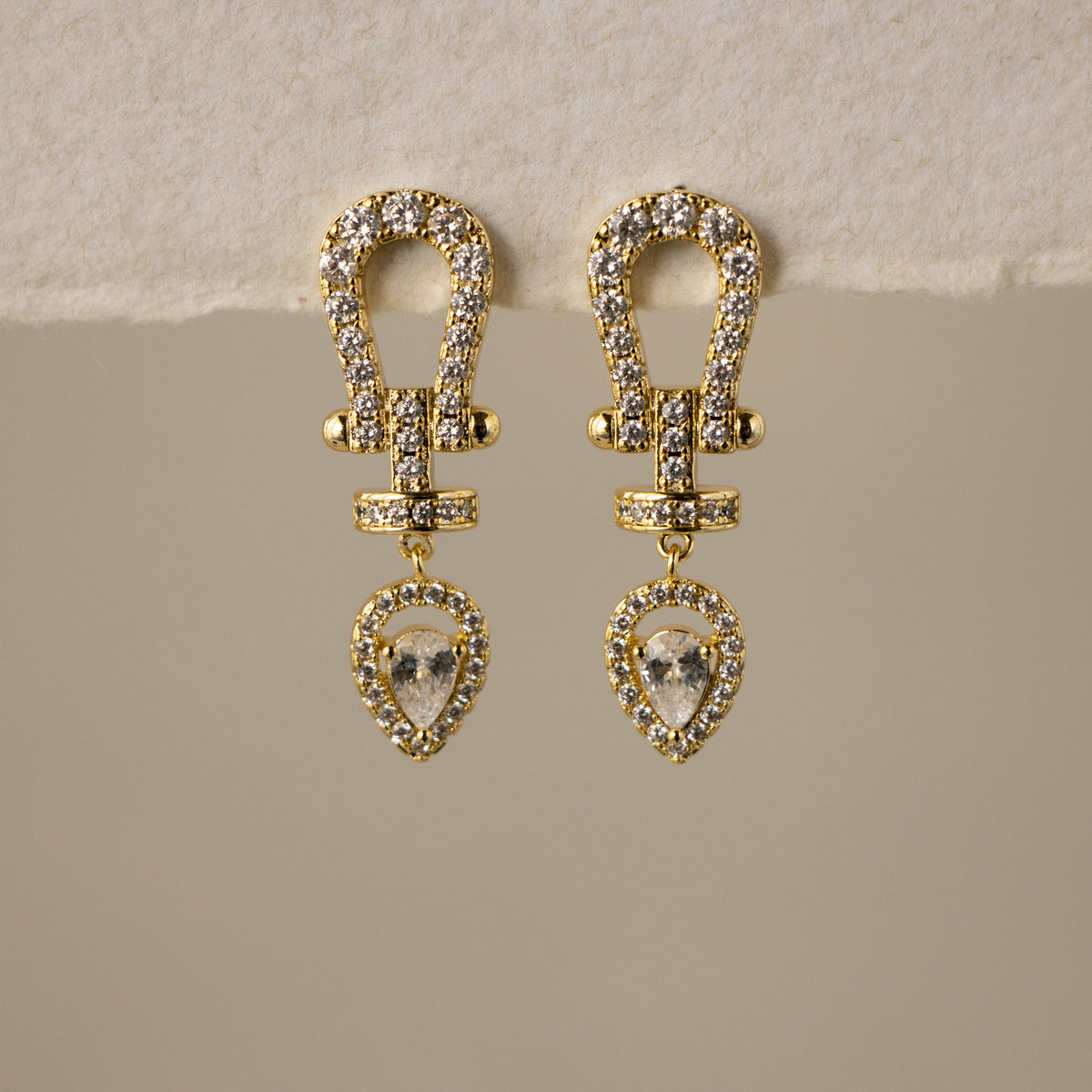 Western Pave Horseshoe Drop Studs