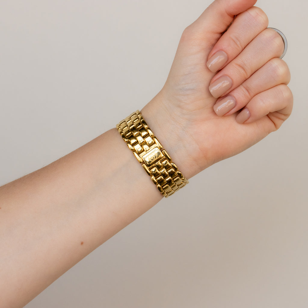 Vintage Gucci Swiss Bold Rectangular Gold Watch