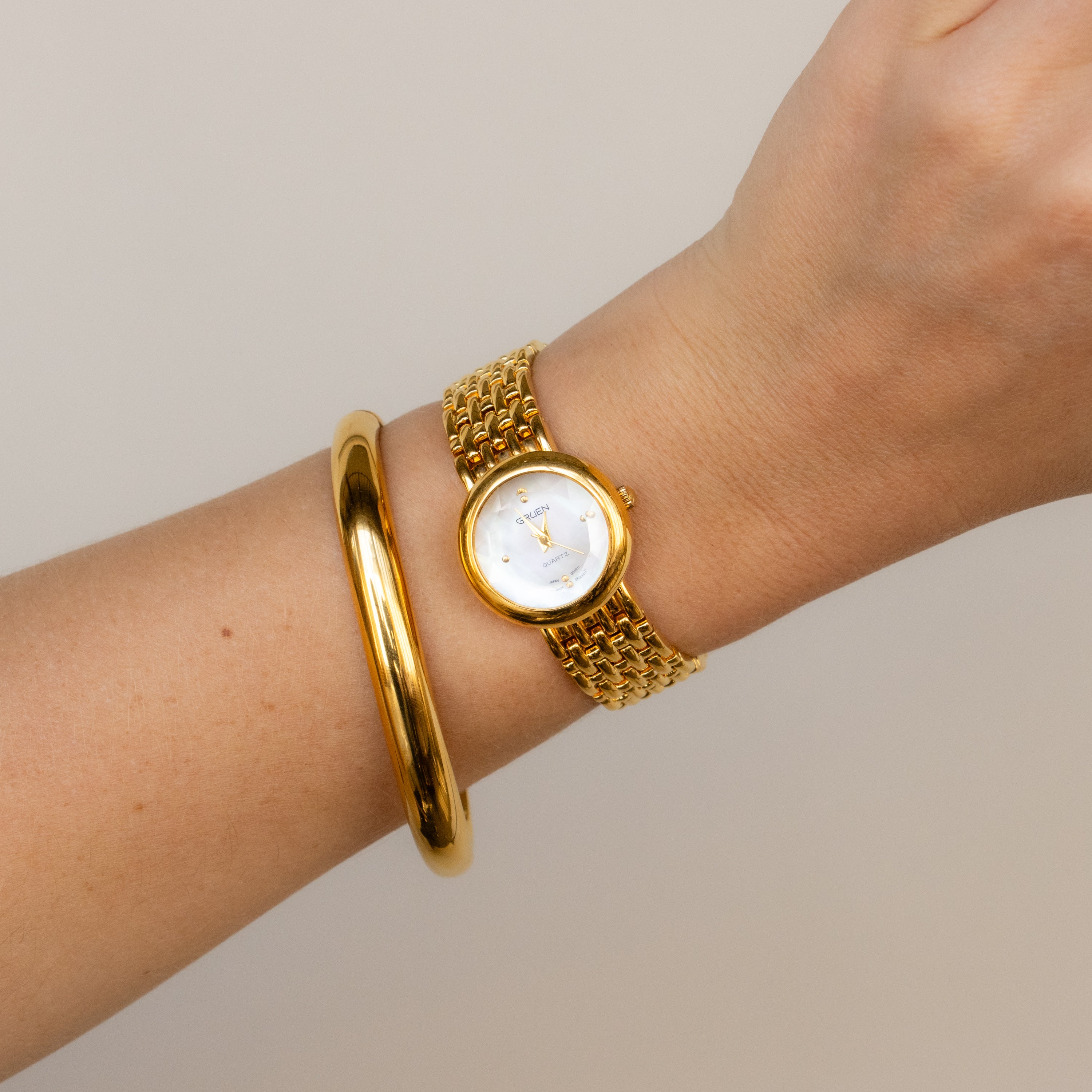 Vintage Gruen Round Gold Watch