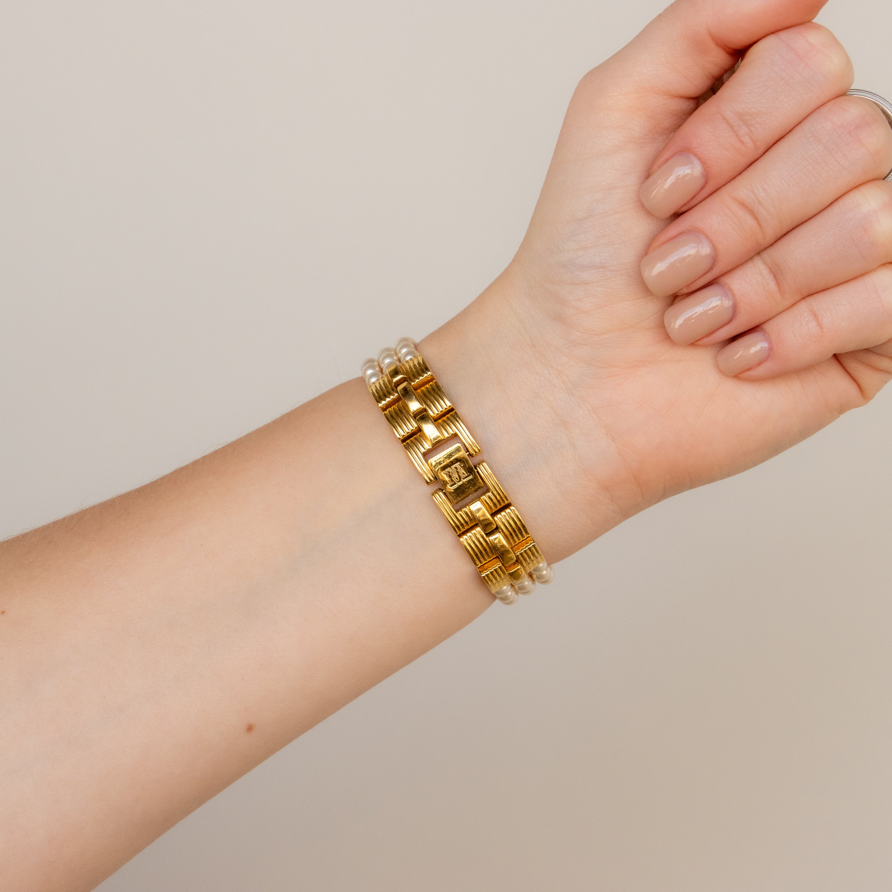 Vintage Majorica Swiss Pearl Gold Watch