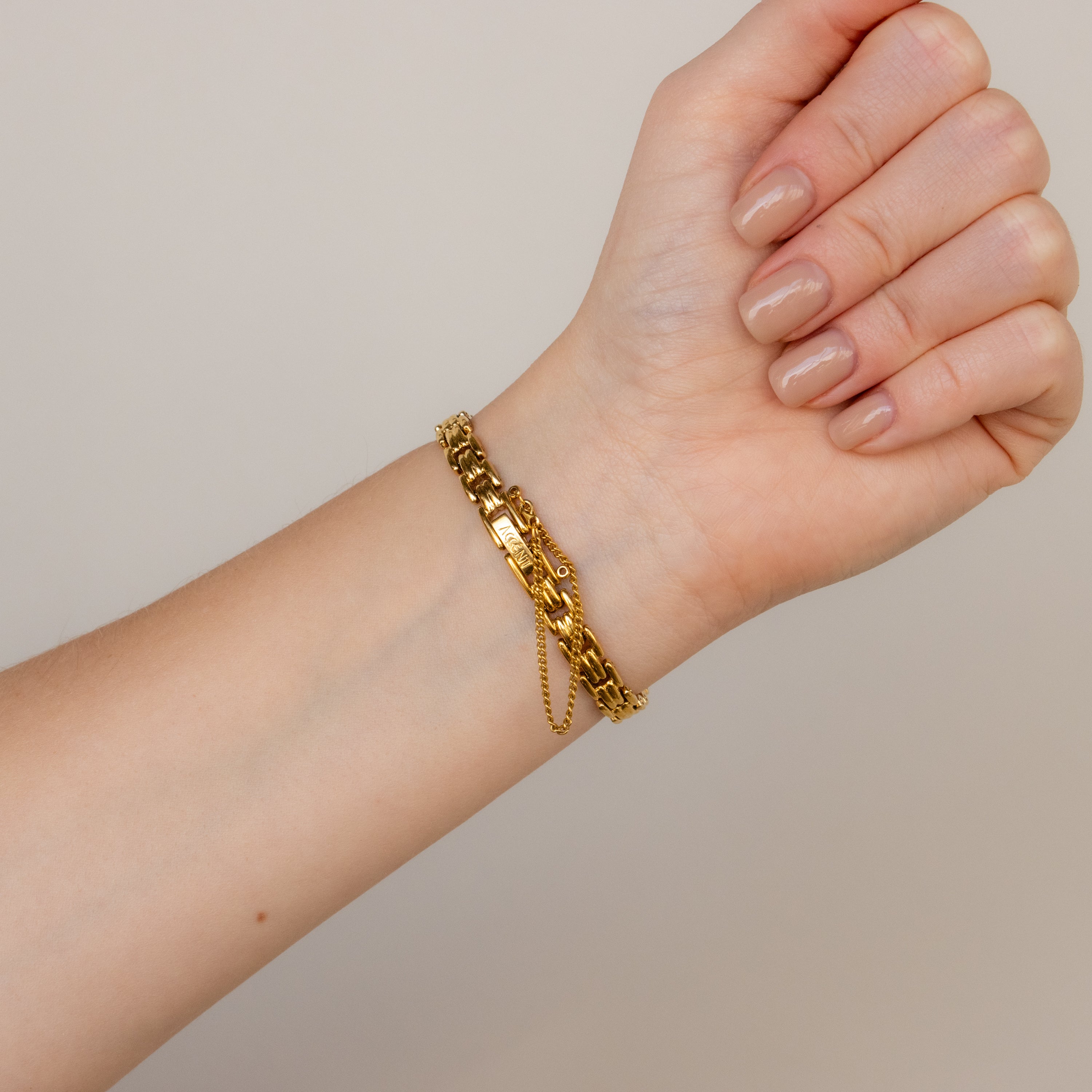 Vintage Accent Ruby Gold Watch