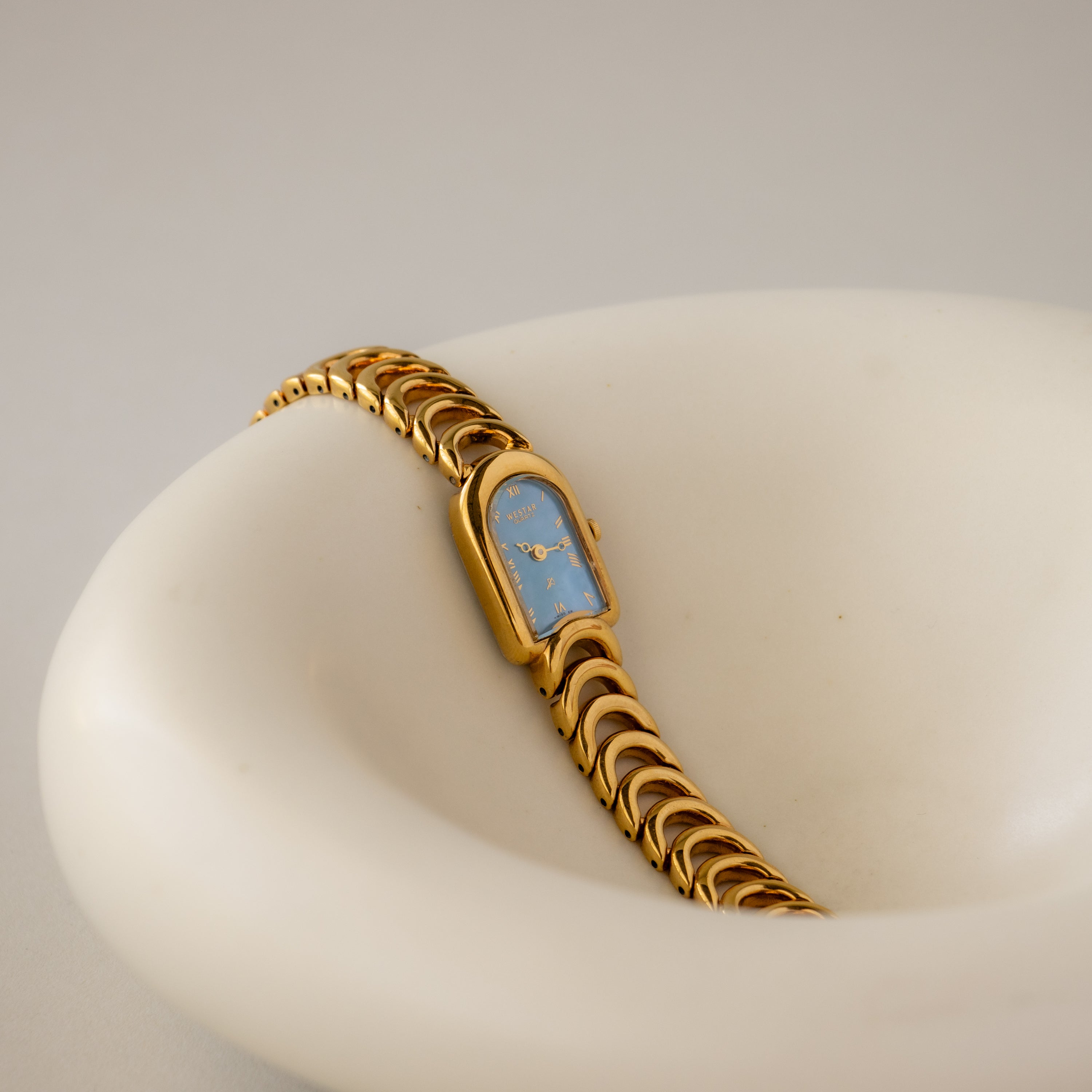 Rare Vintage Westar Ocean Pearl Gold Watch