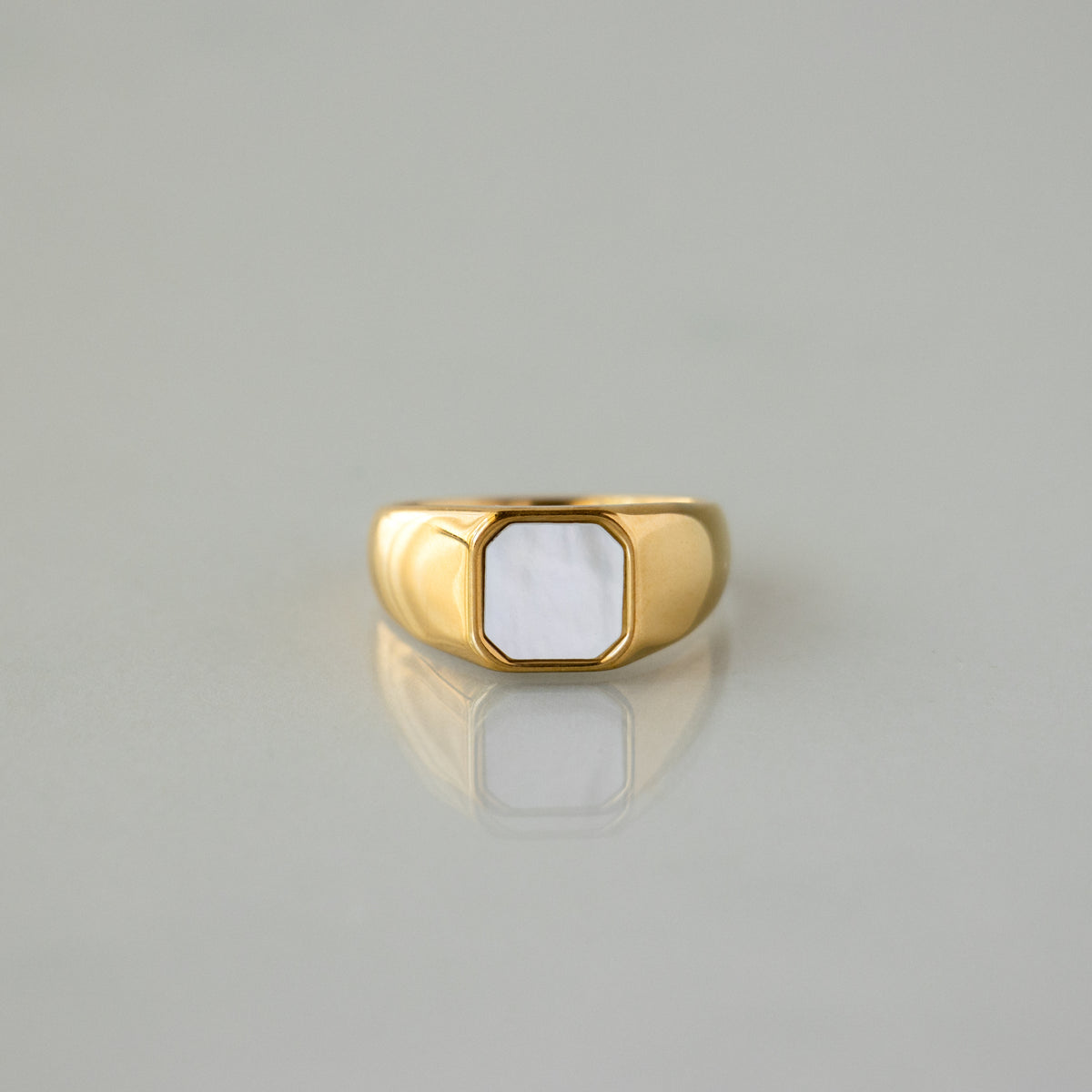 Mother of Pearl Signet Band Ring