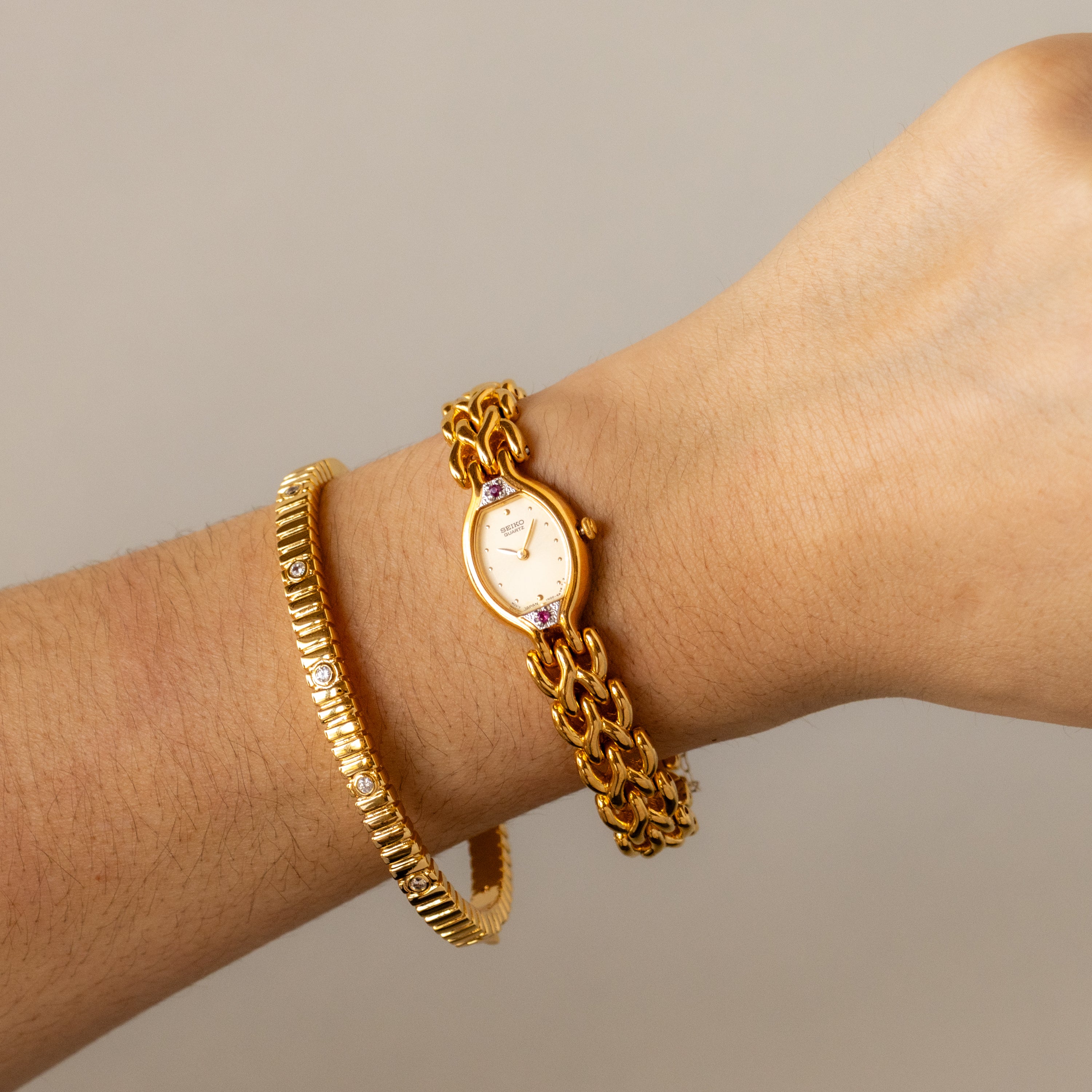 Vintage Seiko Oval Ruby Chainlink Gold Watch