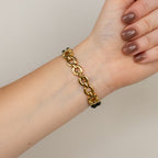 Vintage LZ Ruby Black Pearl Beaded Gold Watch