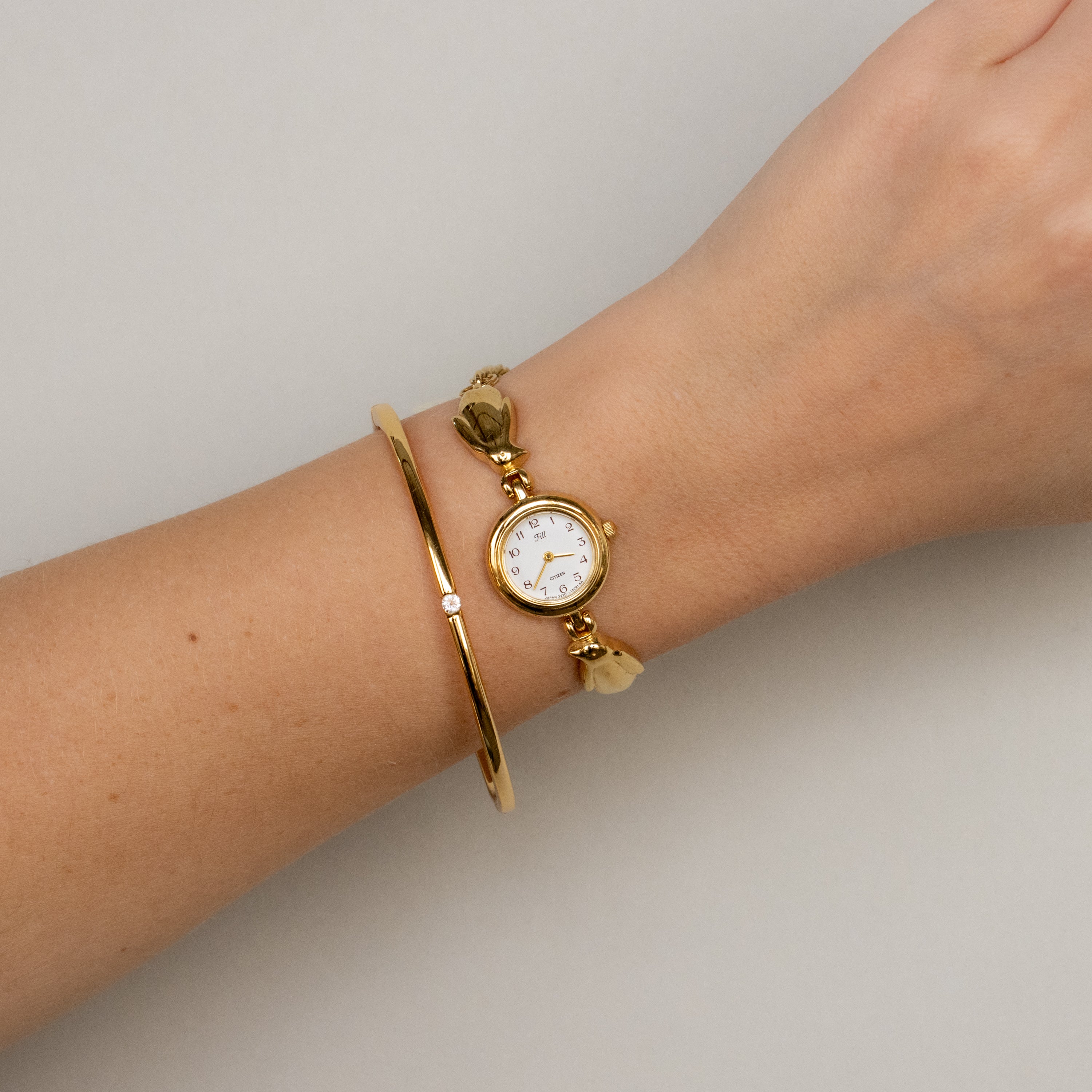 Vintage Citizen Penguin Link Gold Watch