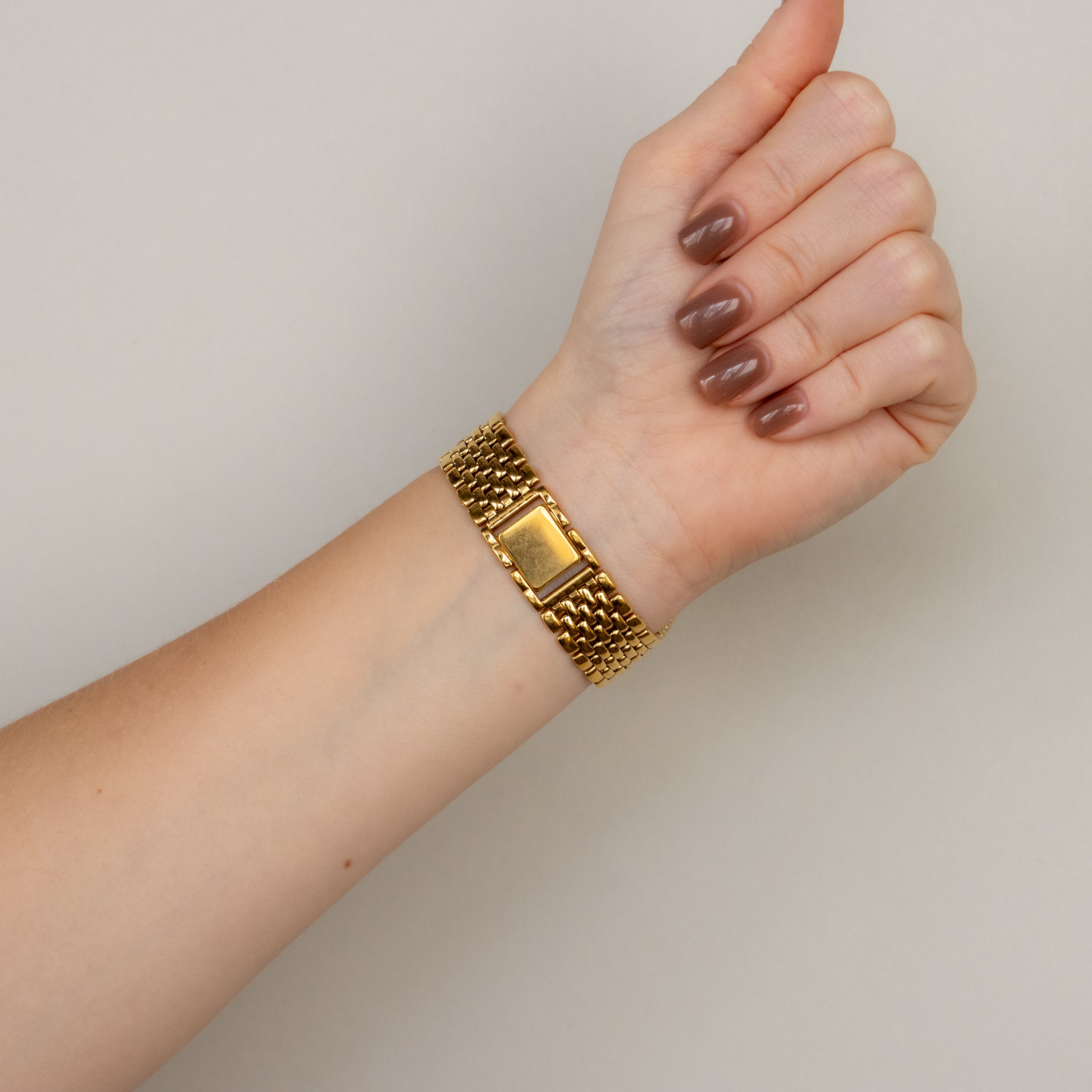 Vintage Aureole Bold Mural Gold Watch