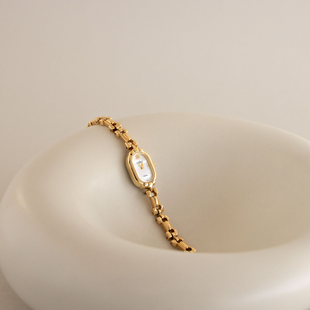 Vintage John Richmond London Oval Pearl Gold Watch
