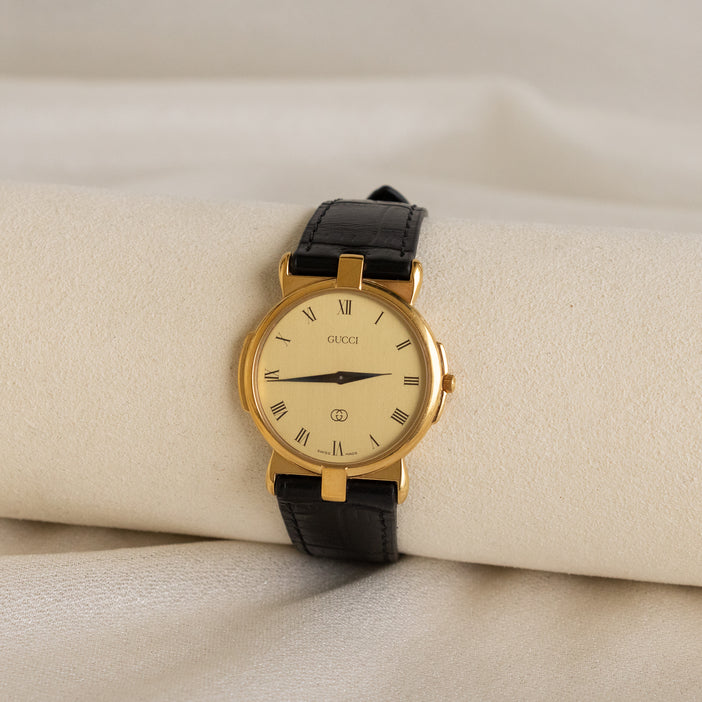 Vintage Gucci Swiss Bold Round Gold Watch