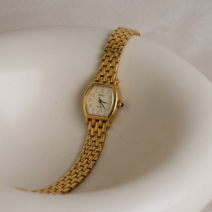 Vintage Seiko Exceline Pearl Gold Watch