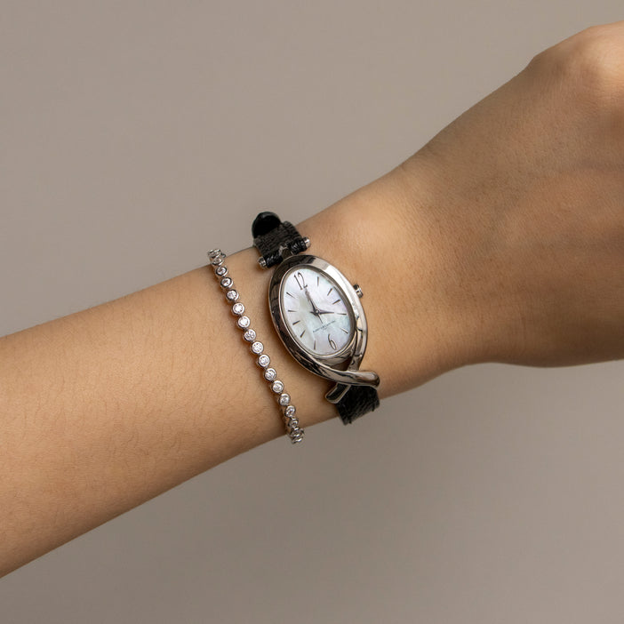 Vintage Roberta di Camerino Pearl Silver Watch