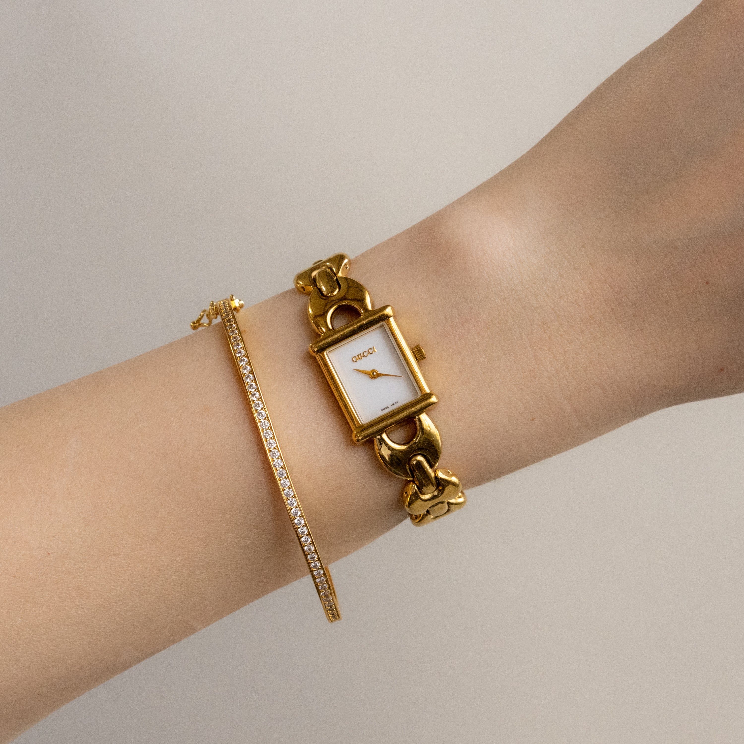 Vintage Gucci Swiss Change Belt Gold Watch