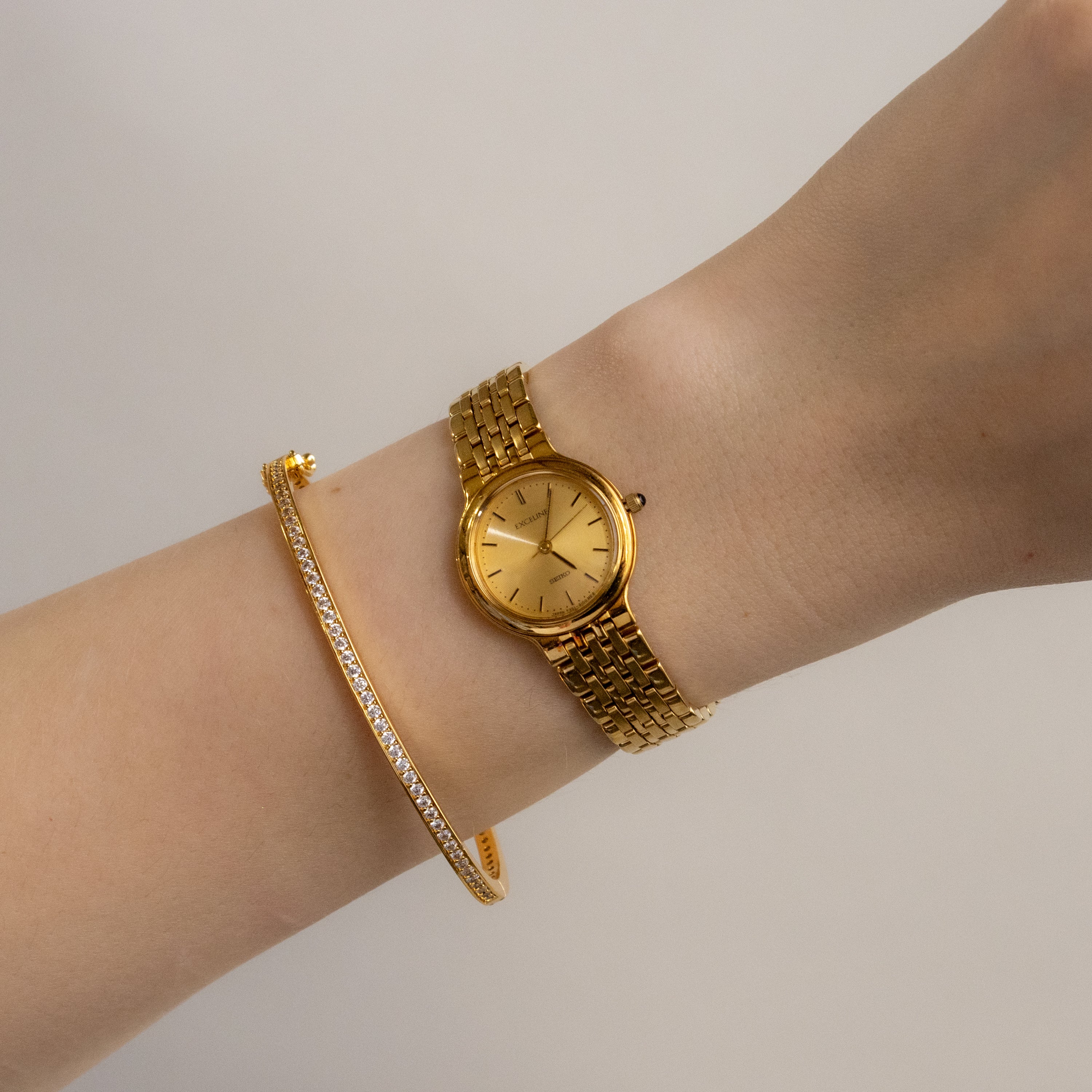 Vintage Seiko Exceline Round Gold Watch