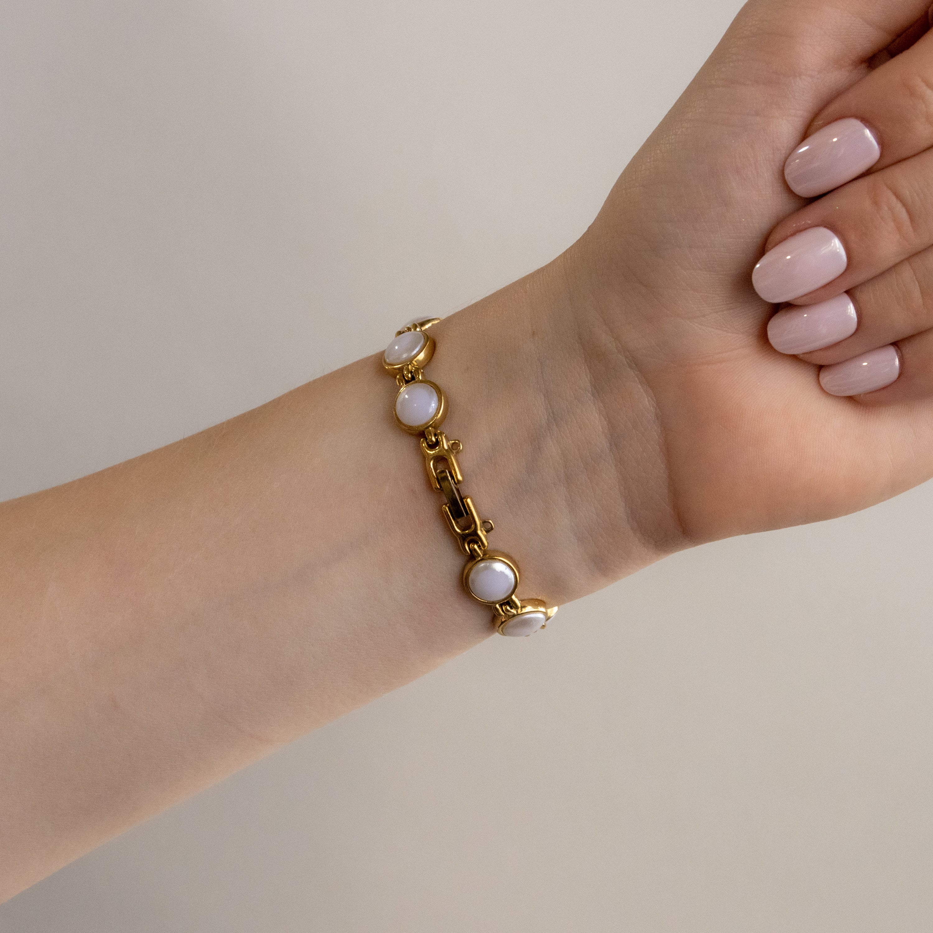 Vintage Alba Sweetheart Gold Watch