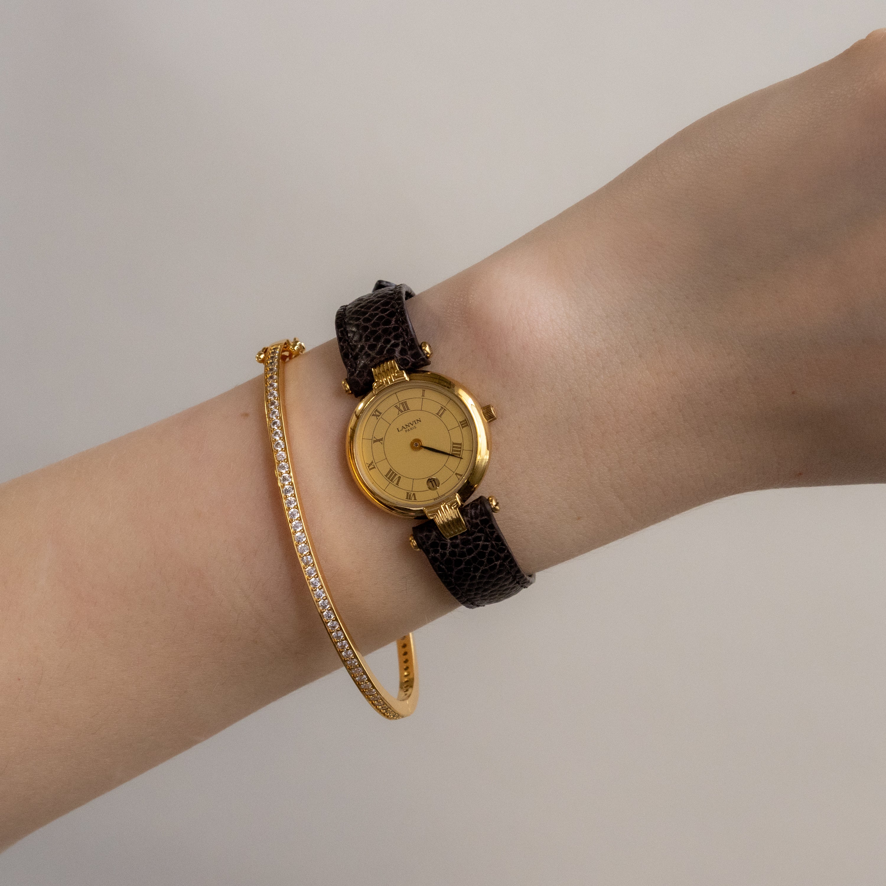 Vintage Lanvin Round Strap Gold Watch