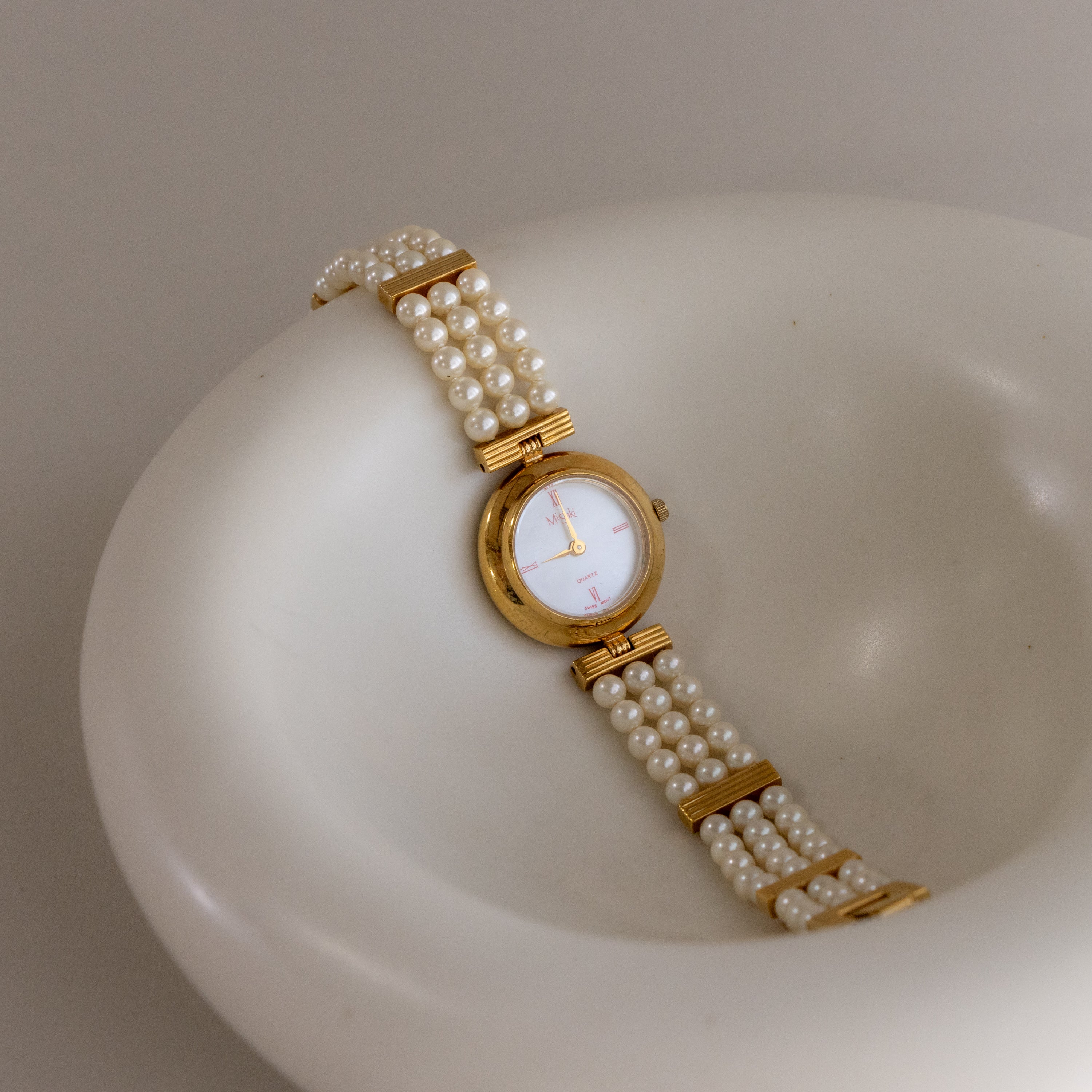 Vintage Mi Saki Swiss Pearl Gold Watch