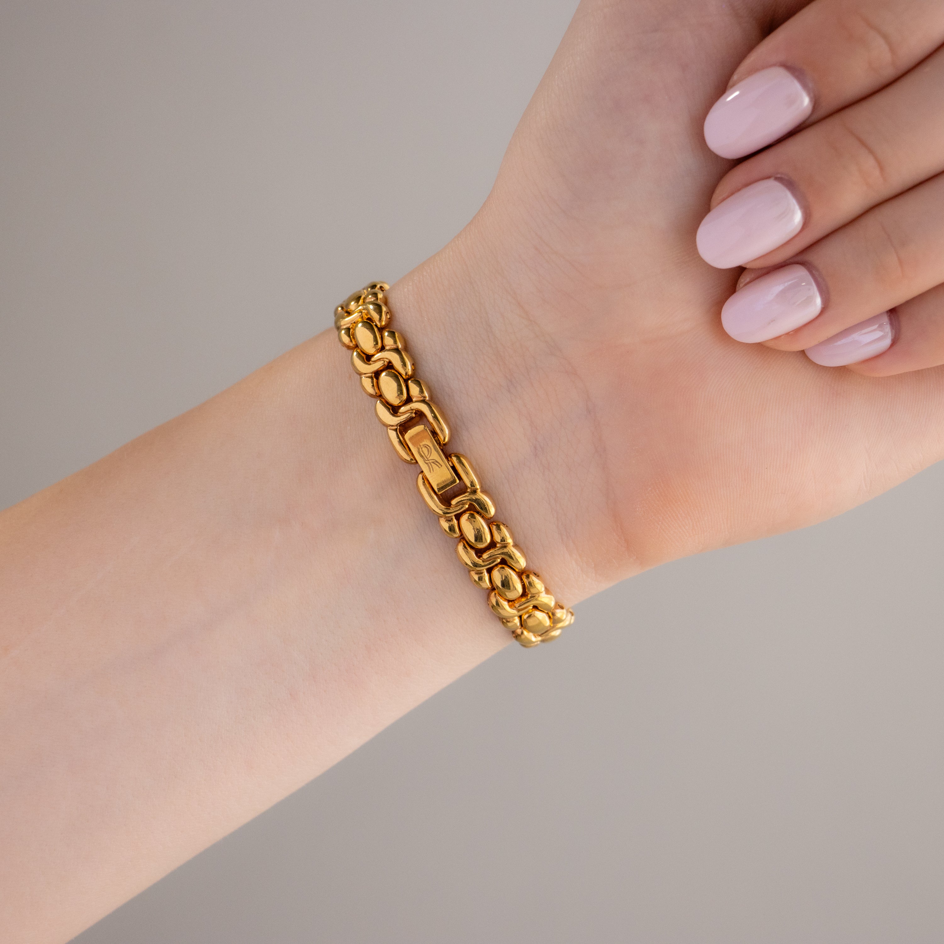 Vintage Roberta Di Camerino Pave Gold Watch
