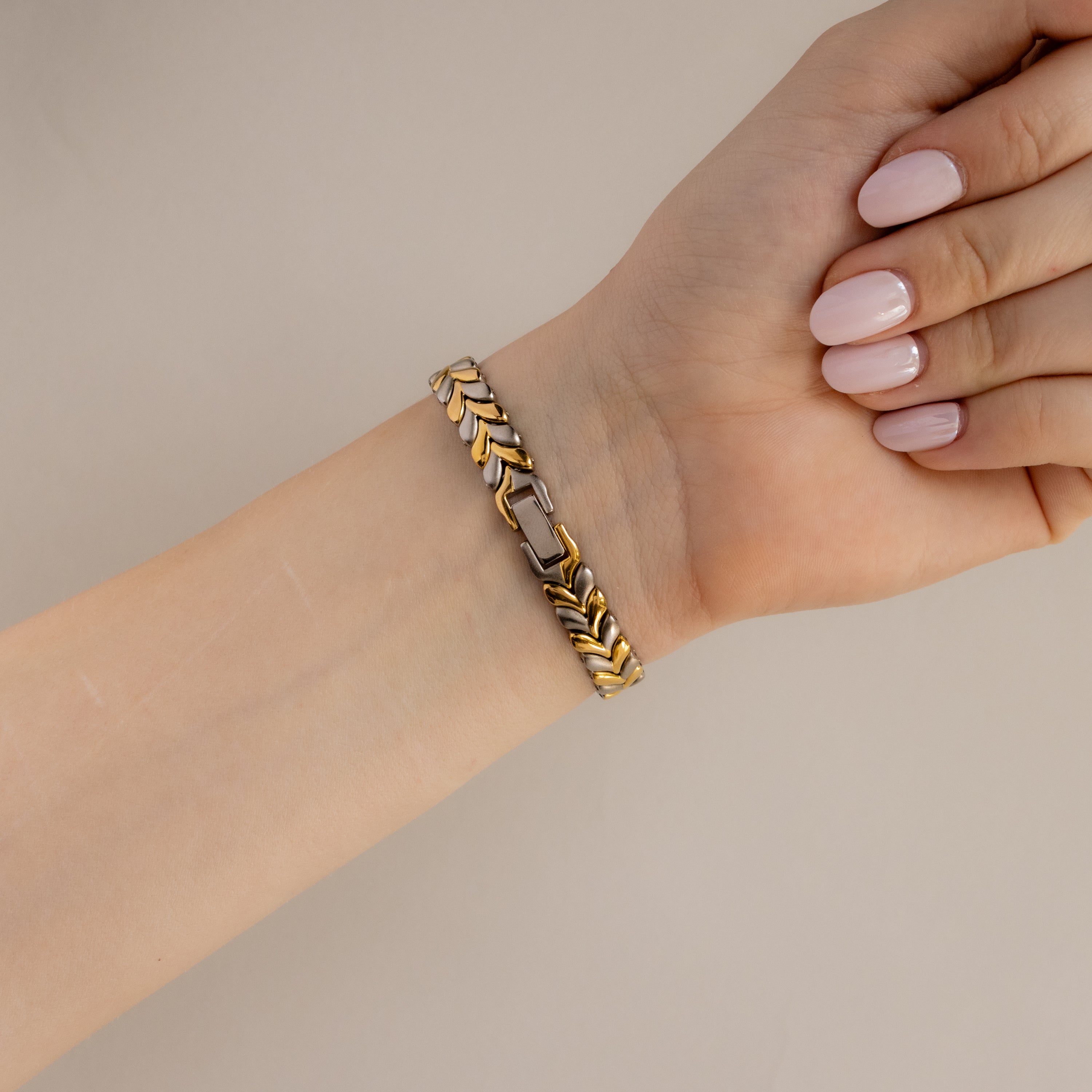 Vintage Kimijima Hearts Two Tone Watch