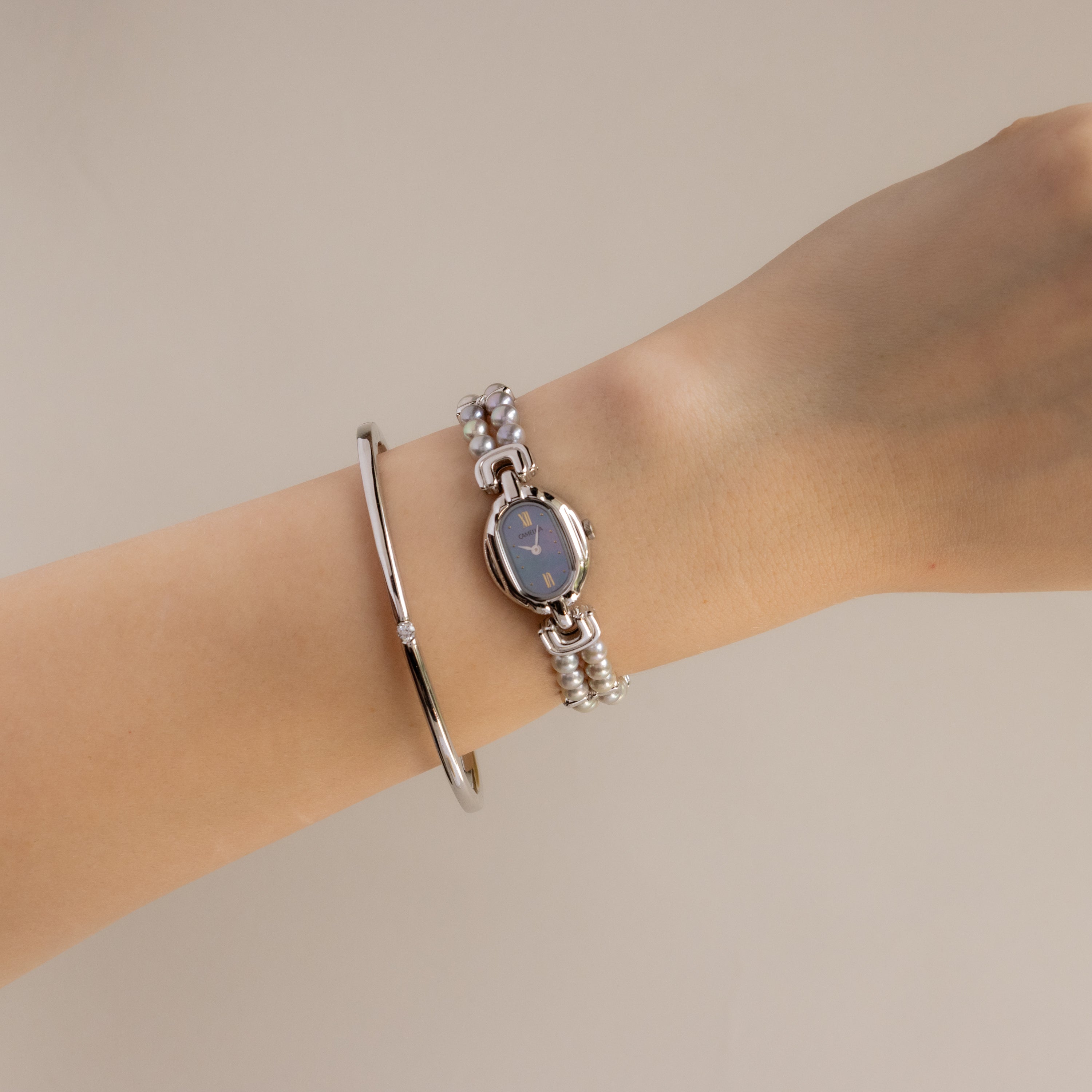 Rare Vintage Camellia Dusk Pearl Silver Watch