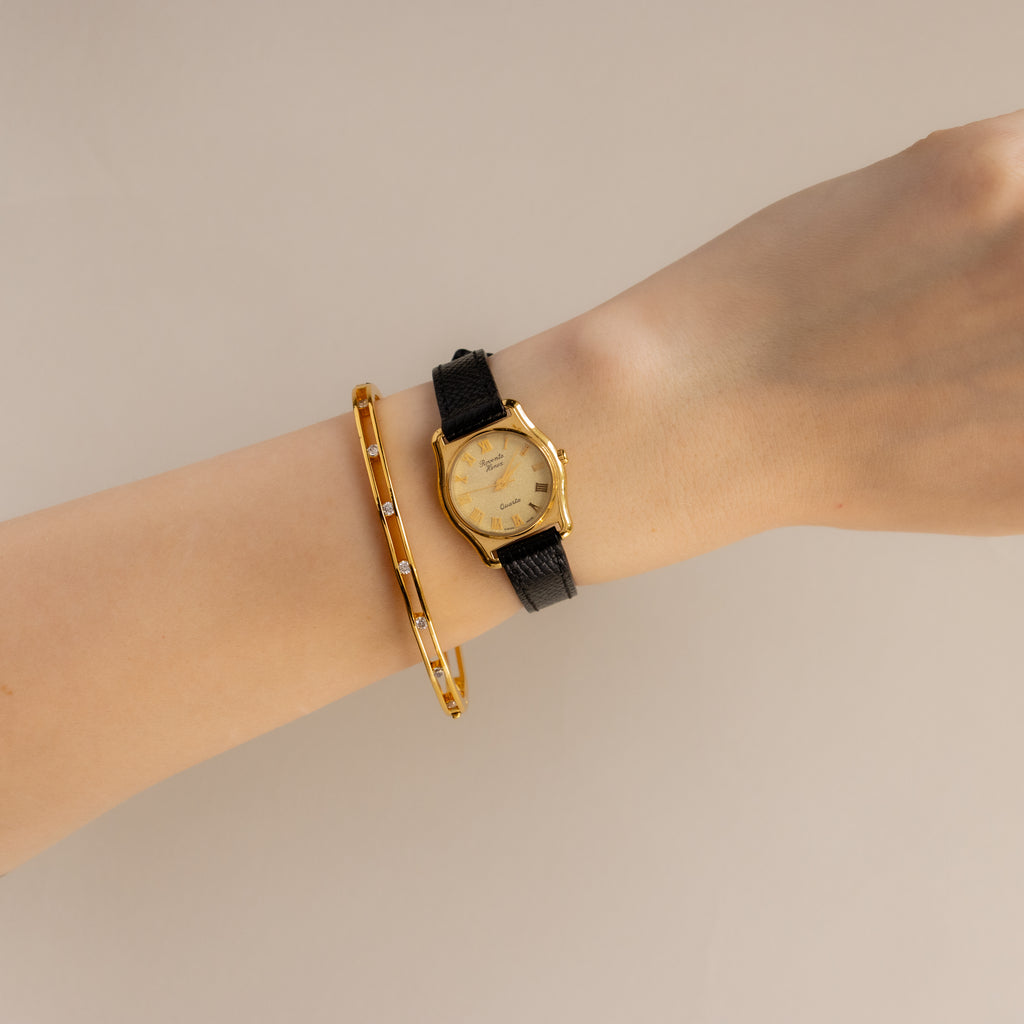 Vintage Roventa Henex Swiss Round Gold Watch