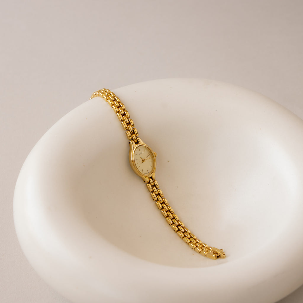 Vintage Seiko Dainty Oval Gold Watch