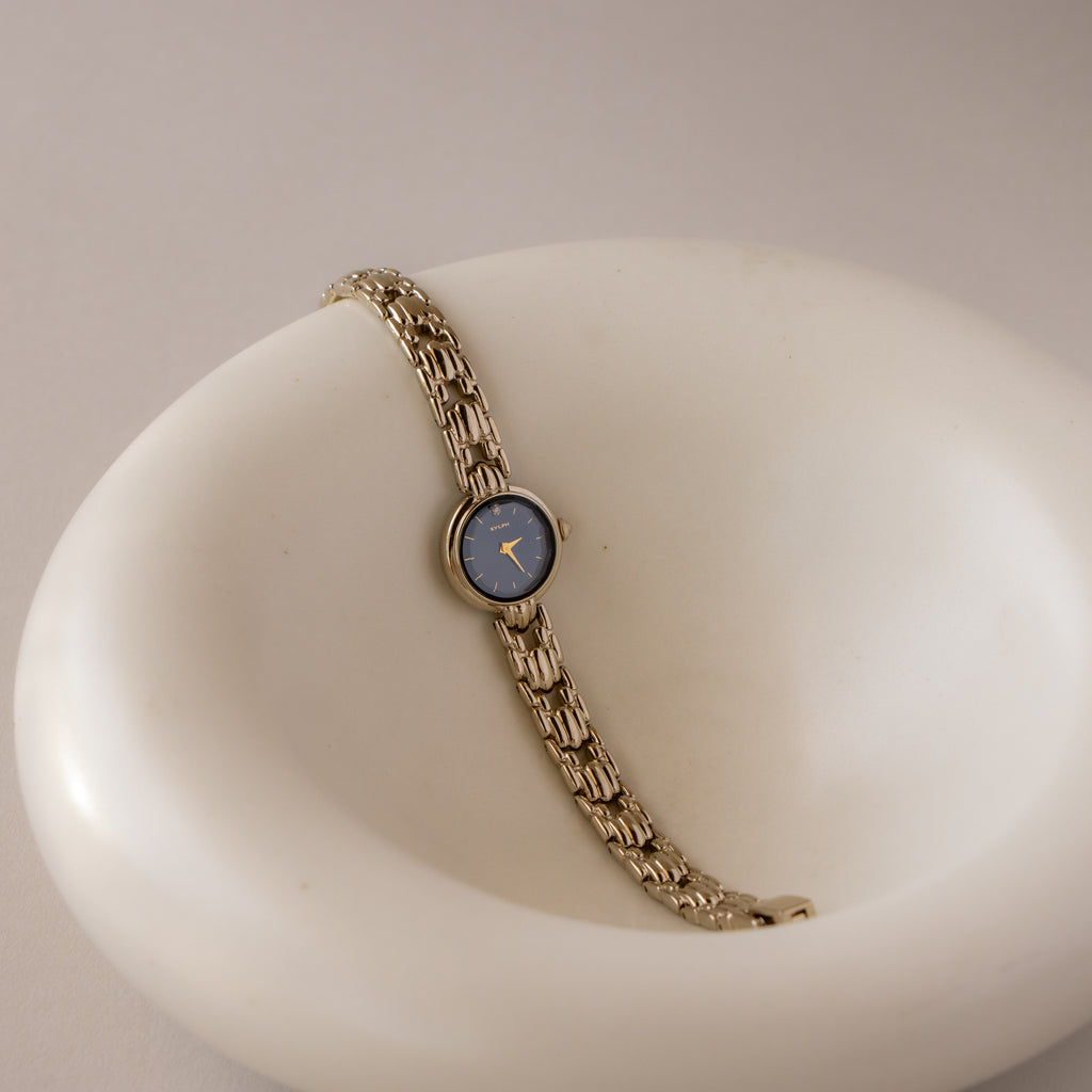 Vintage Citizen Dainty Midnight Silver Watch