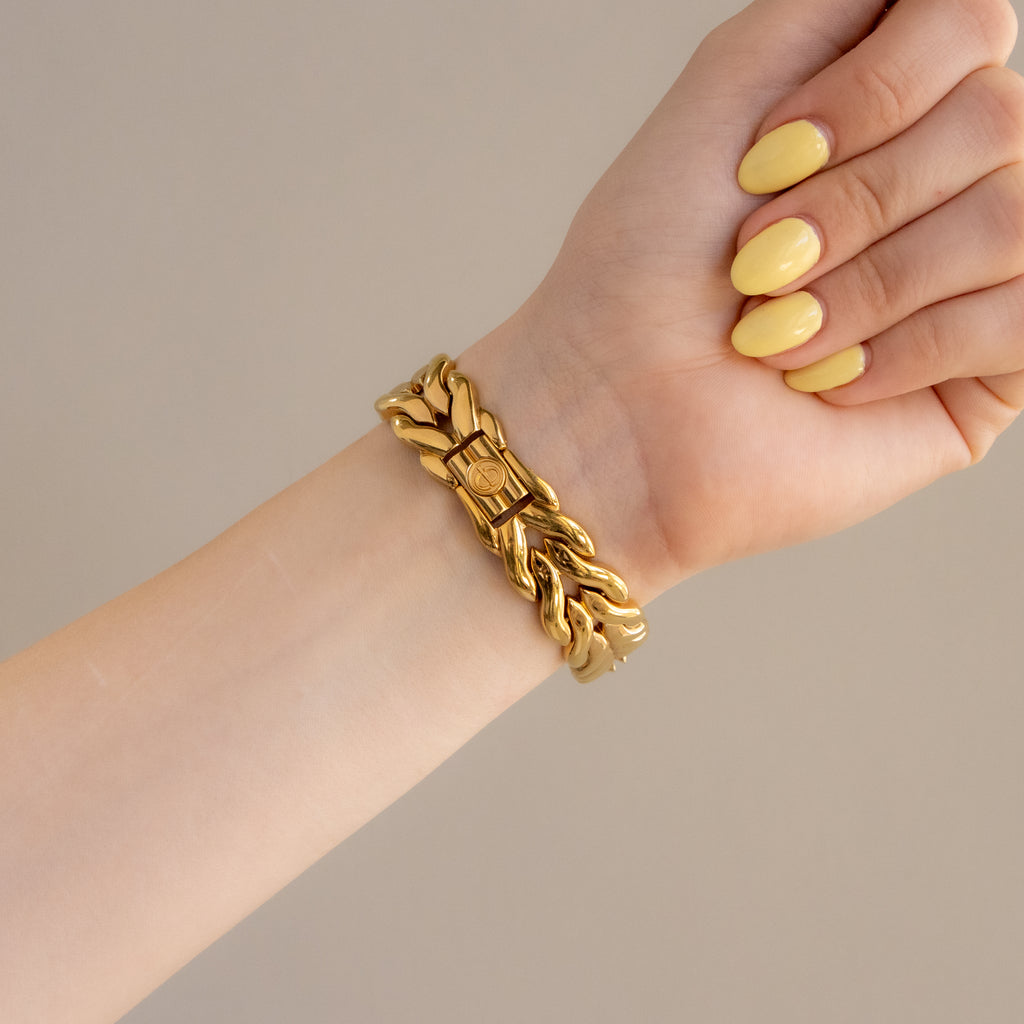 Vintage Christian Bernard Rope Gold Watch