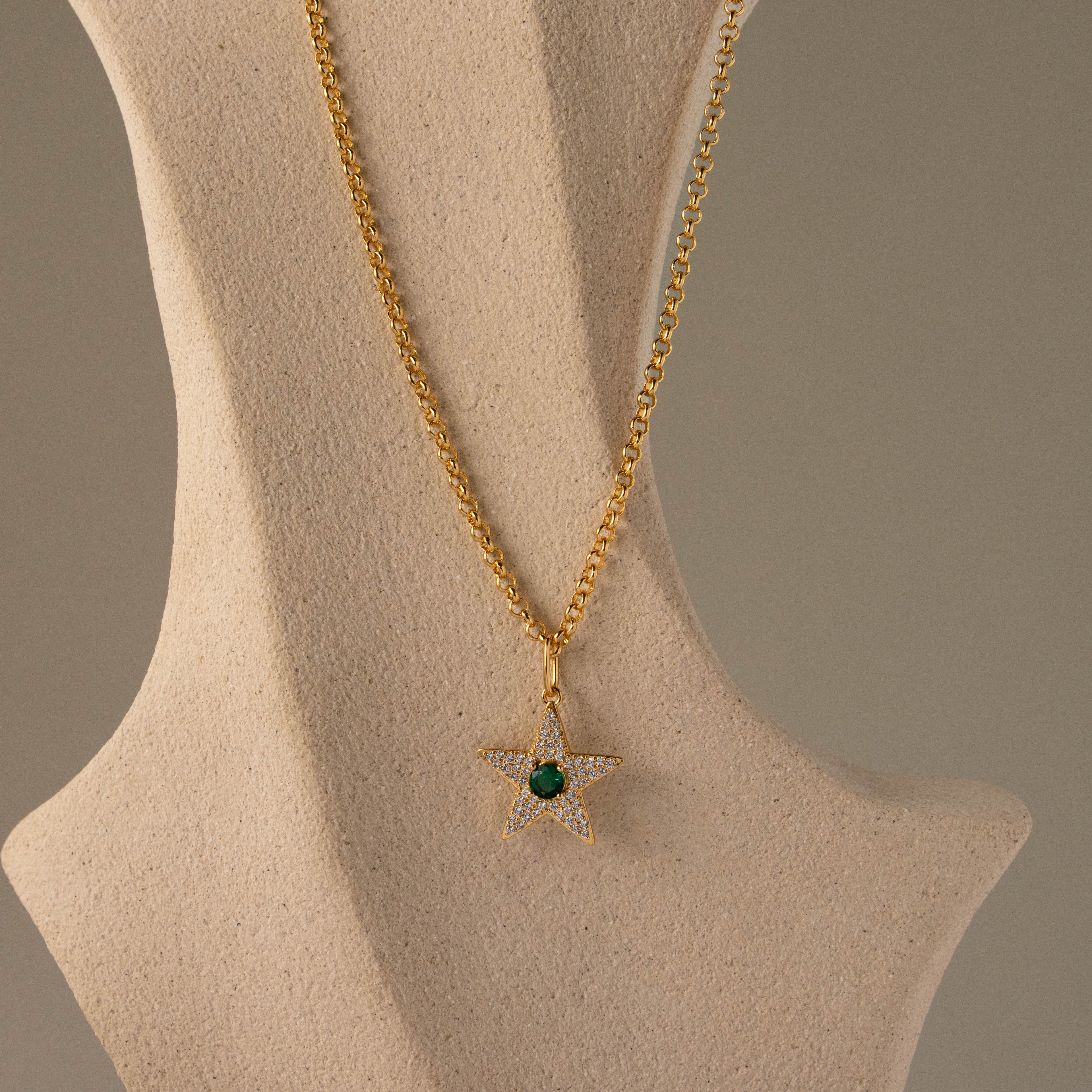 Pave Stardom Emerald Necklace