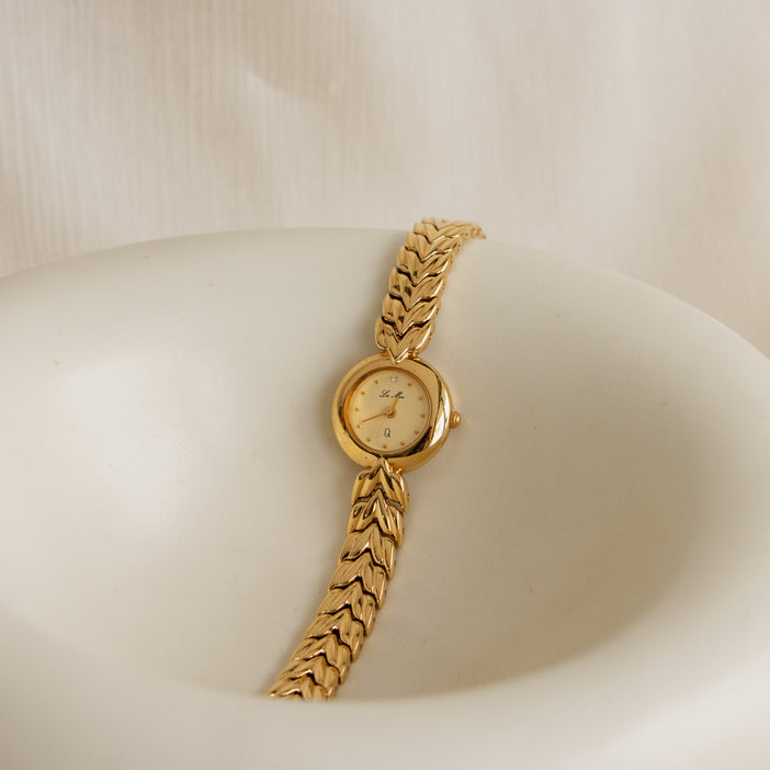 Vintage La Mue Round Gold Watch