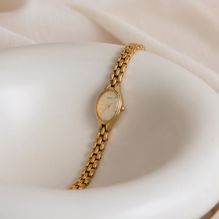 Vintage Seiko Oval Gold Watch (From D6)