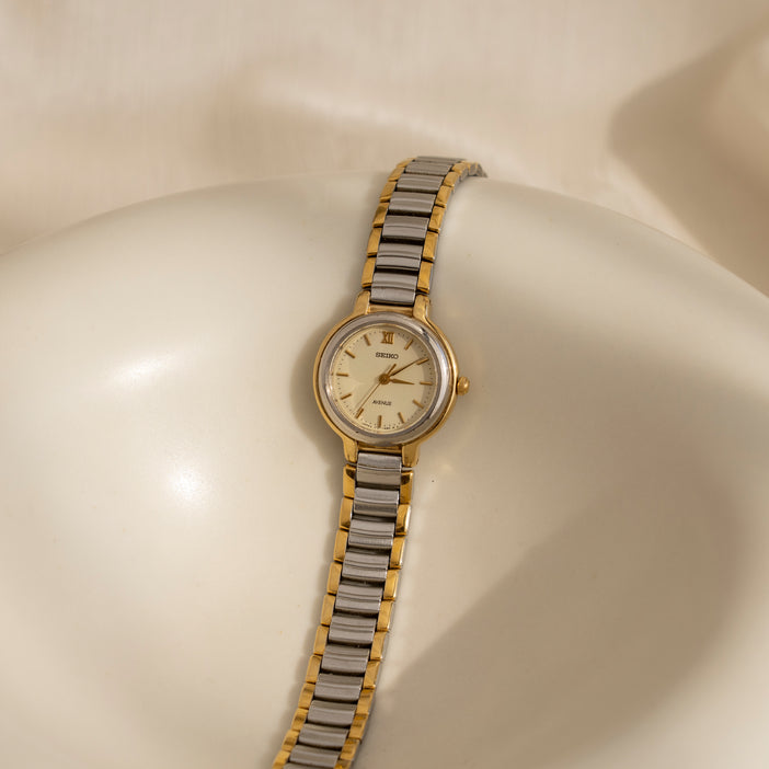 Vintage Seiko Round Ribbed Two Tone Watch