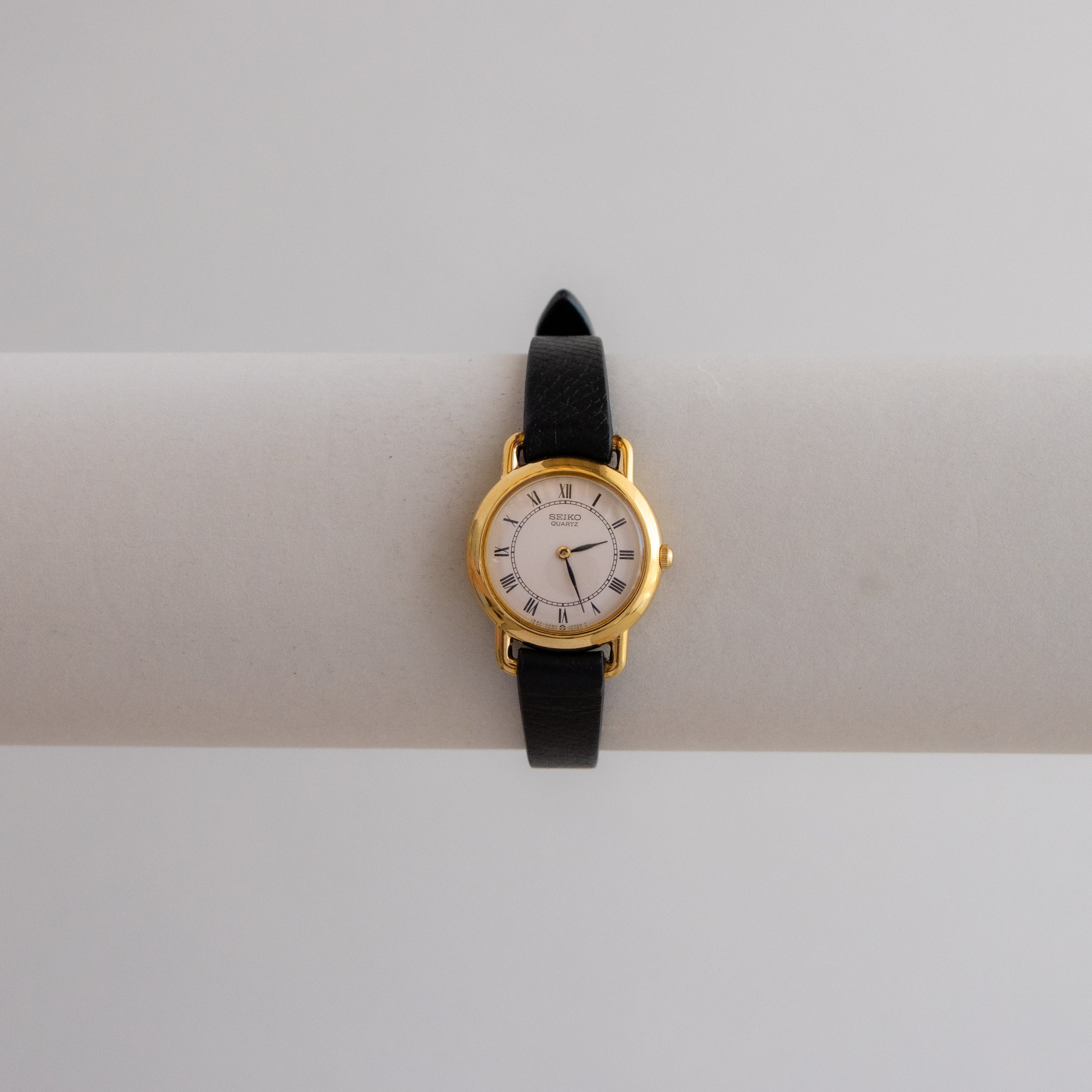 Vintage Seiko Roman Strap Gold Watch