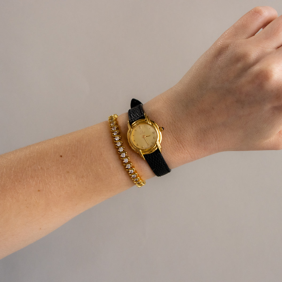 Vintage Fendi Swiss Round Leather Gold Women