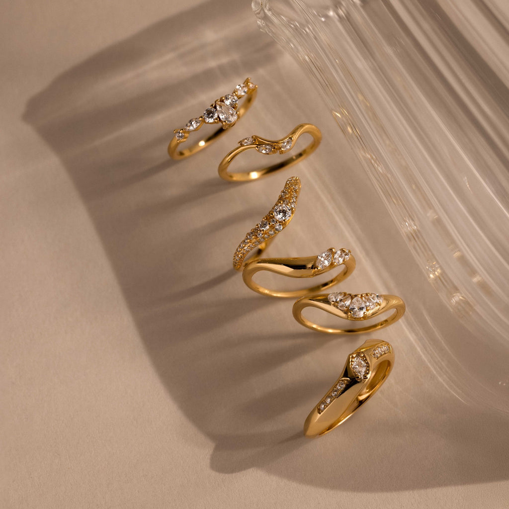 Sunrise Diamond Curve Ring