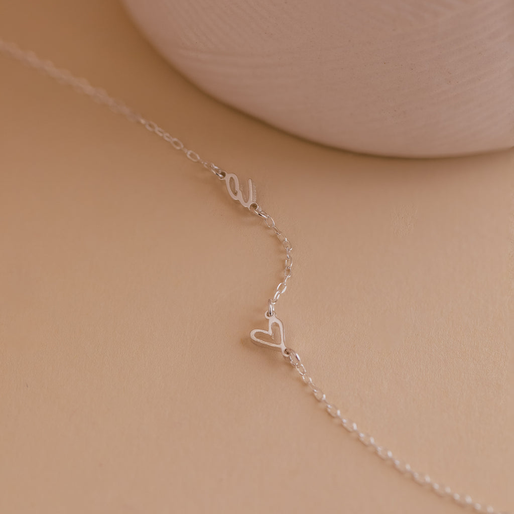 Collier coeur initial latéral