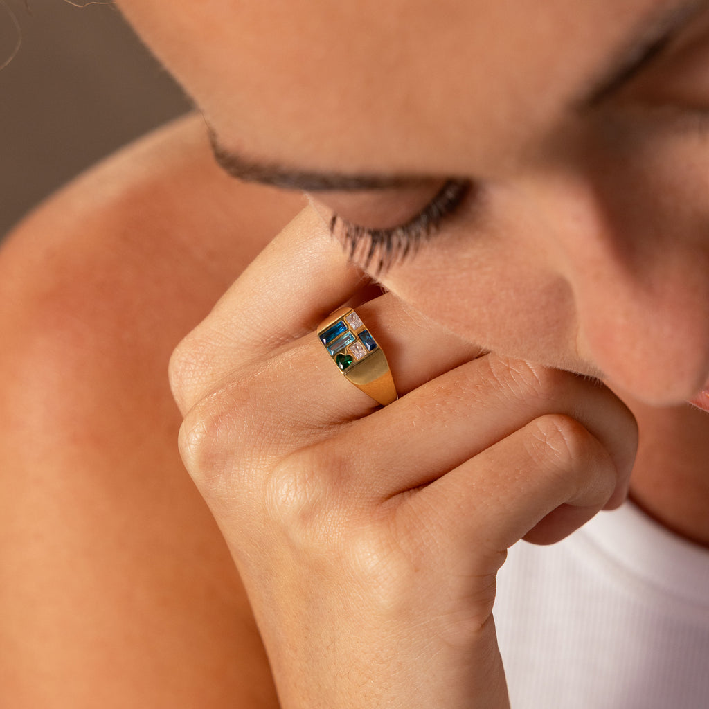 Mosaic Birthstone Signet Ring in 18K Gold