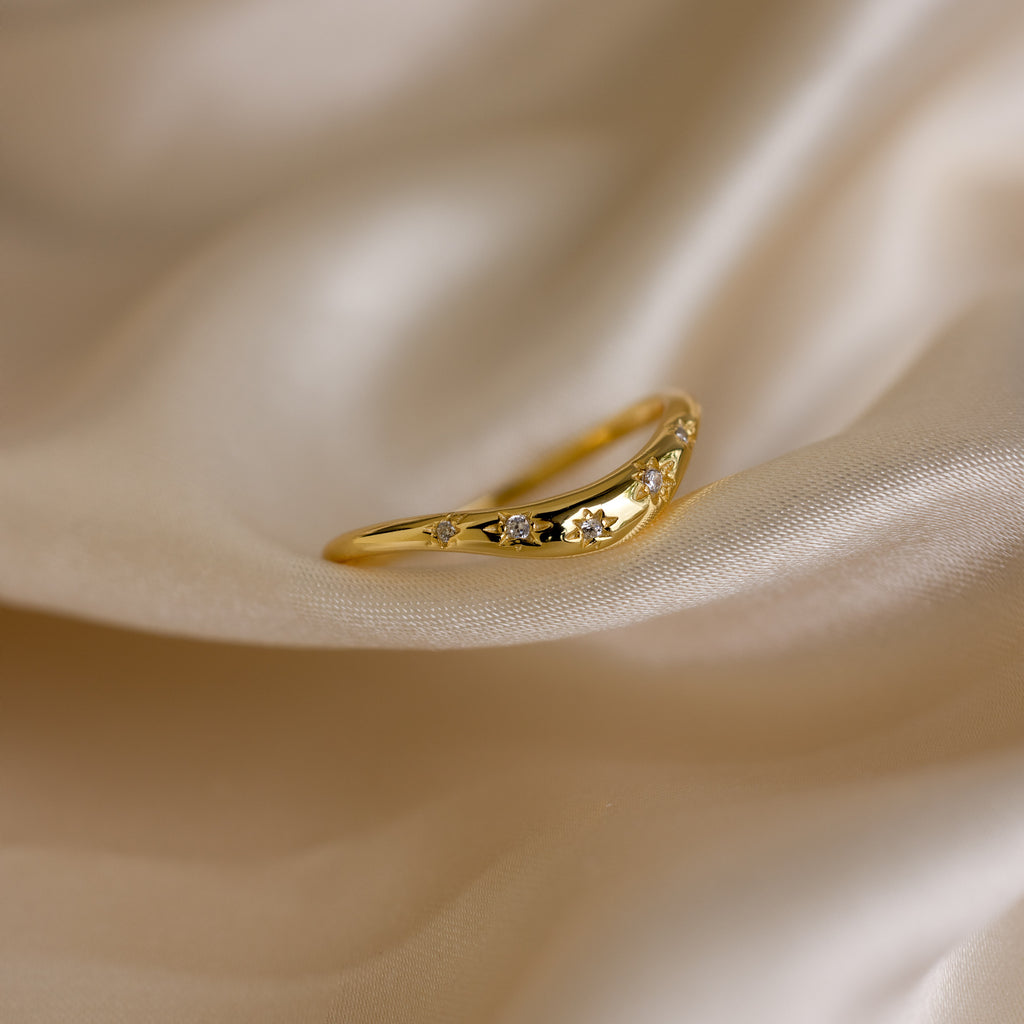North Star Curve Dome Ring