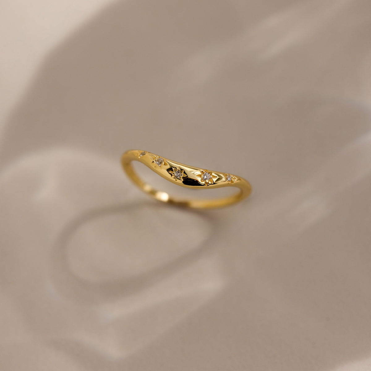 Bague dôme courbe North Star