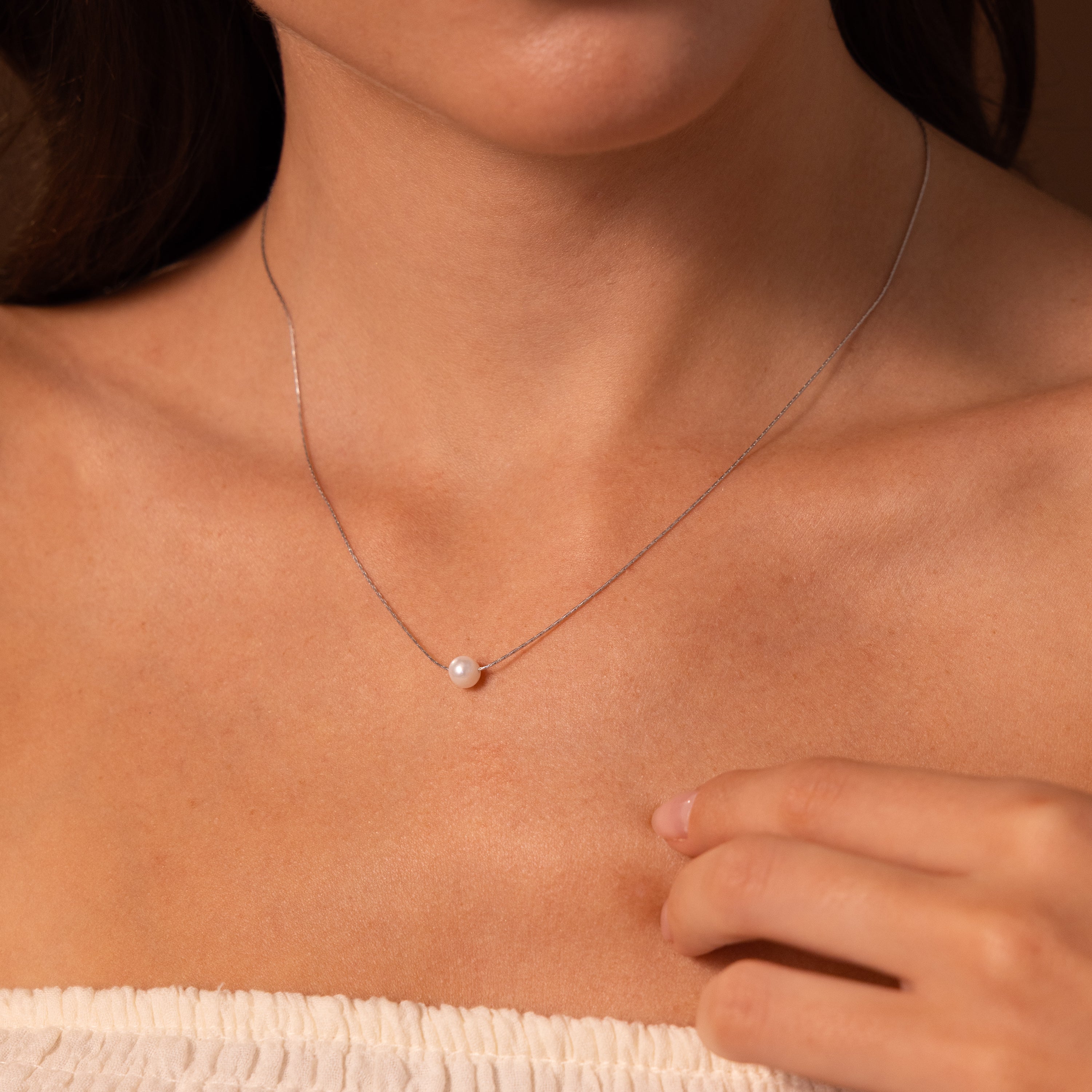 Dainty Pearl Jewelry Set in Silver