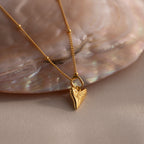 Shark Tooth Jewelry Set in 18K Gold