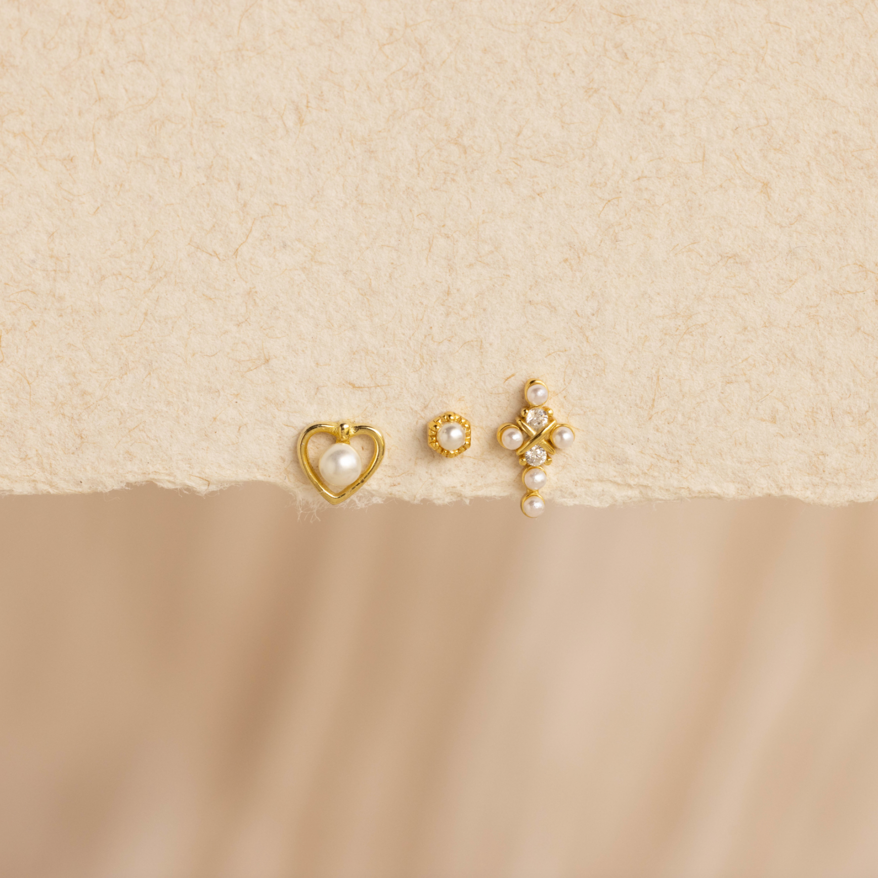 Conjunto de tachuelas de perlas vintage