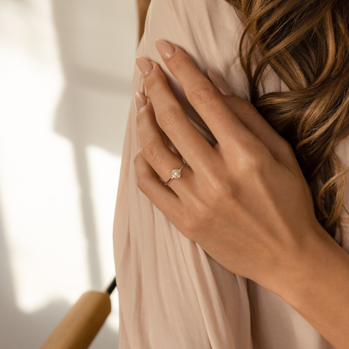 Anillo vintage con pavé de perlas