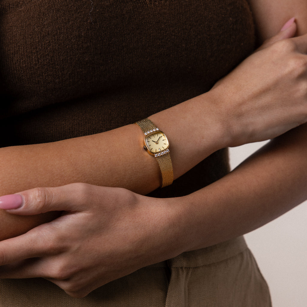 Luxe Square Timepiece