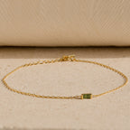 Bracelet avec pierre de naissance baguette