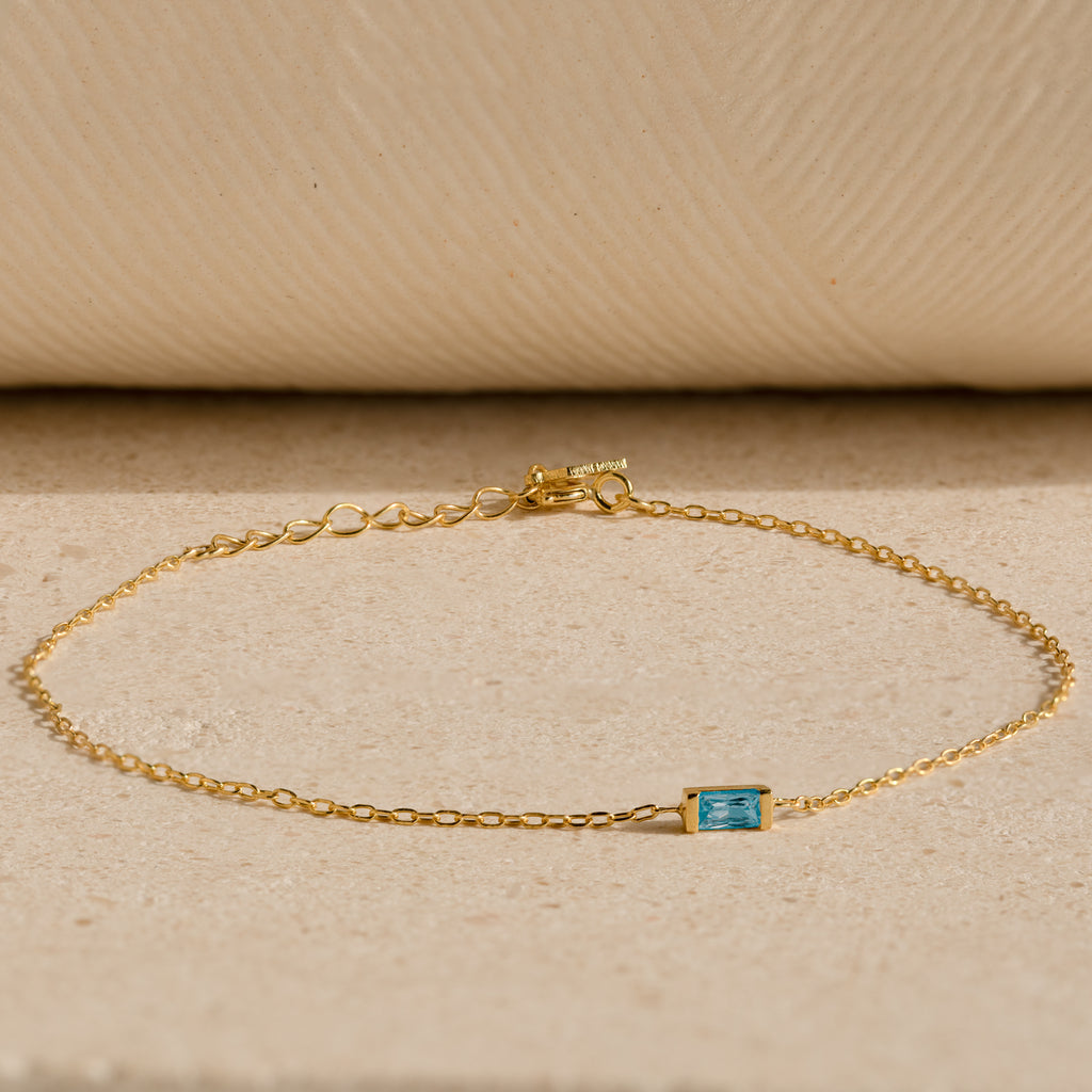 Pulsera con piedras de nacimiento de talla baguette