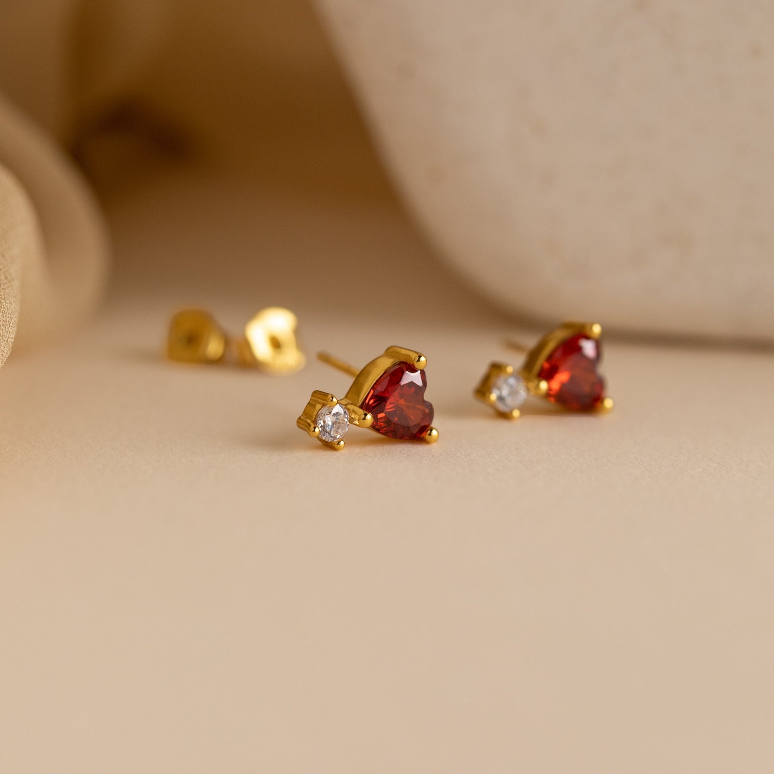 Garnet and diamond stud earrings Clearance