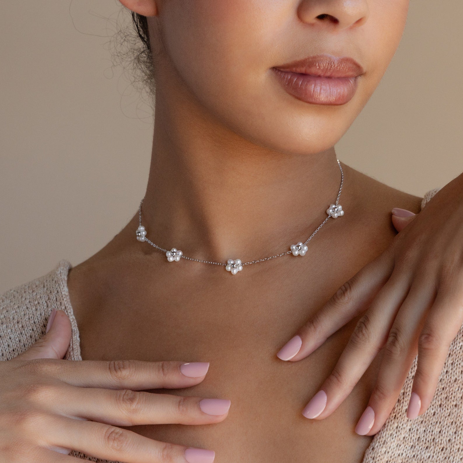 Dainty Flower Pearl Station Necklace | Caitlyn Minimalist