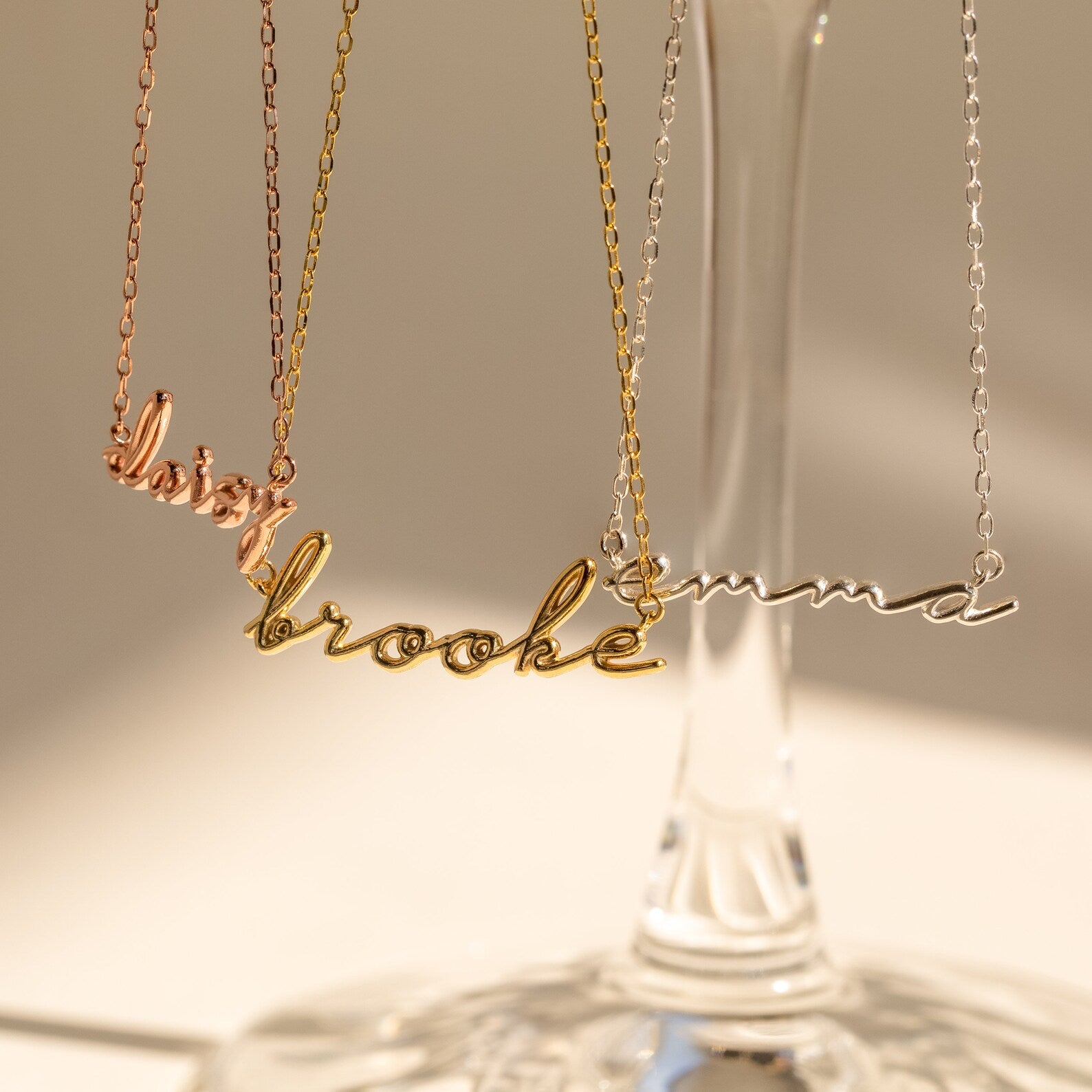 Dainty Bubble Name Necklace